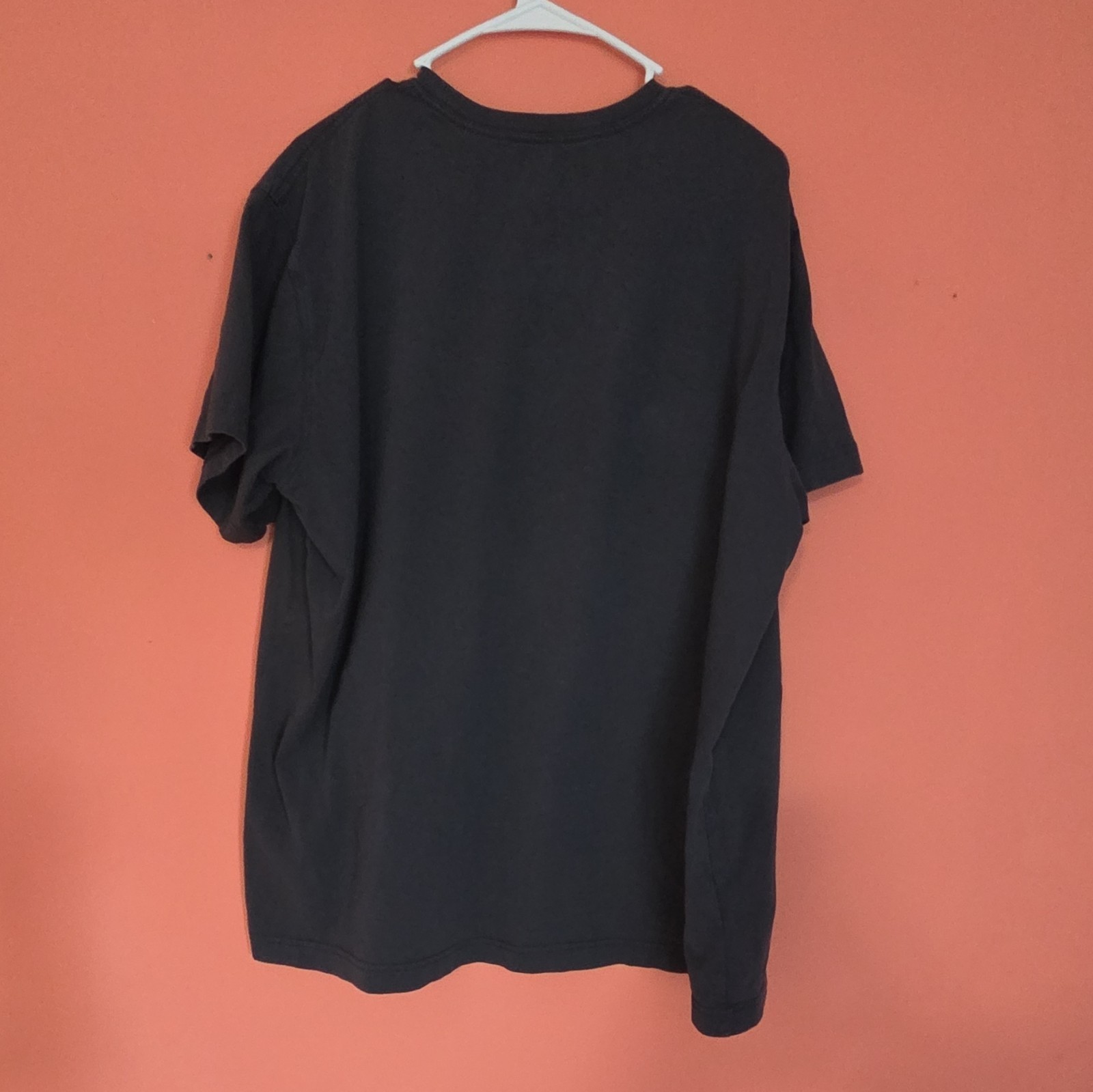 Eddie Bauer LegendWash Men’s Solid Crew Neck Short Sleeve Black Logo Tee XL