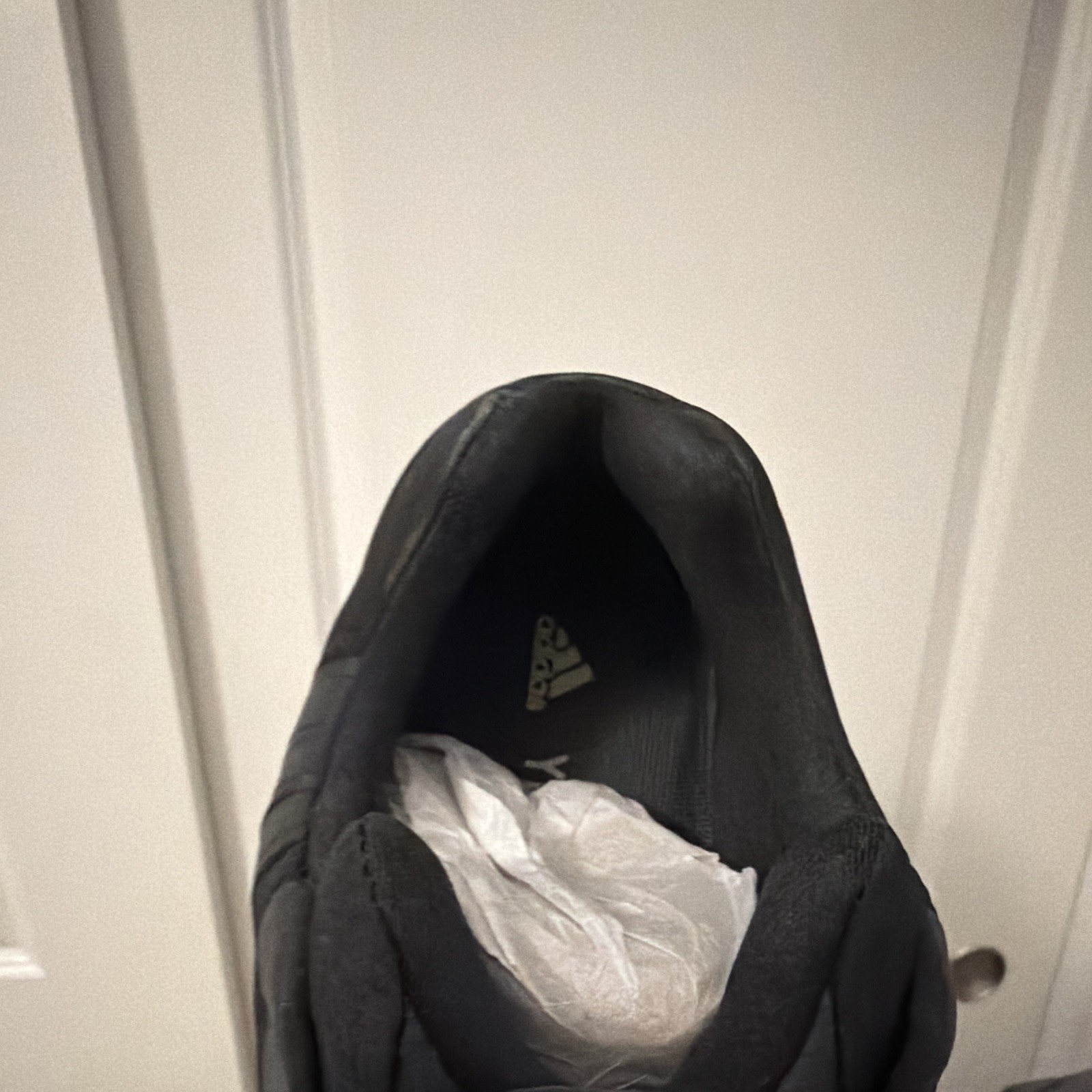 adidas Yeezy Boost 700 MNVN Triple Black Black/Black/Black Sneaker FV4440