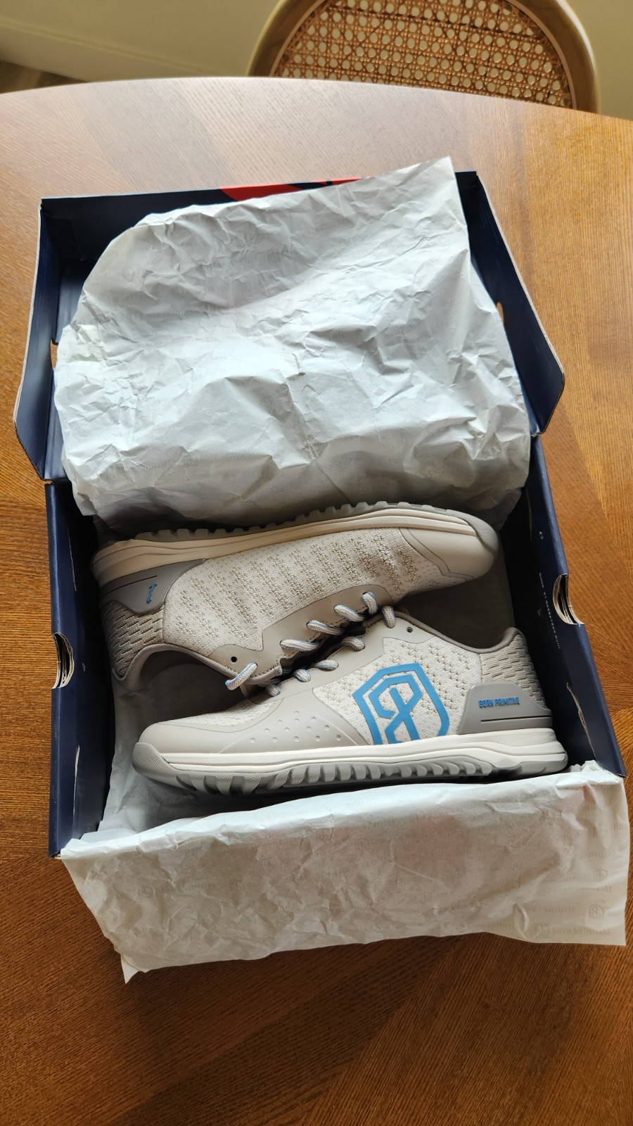 Born Primitive Savage 1 mens light gray/blue shoes size 7.5