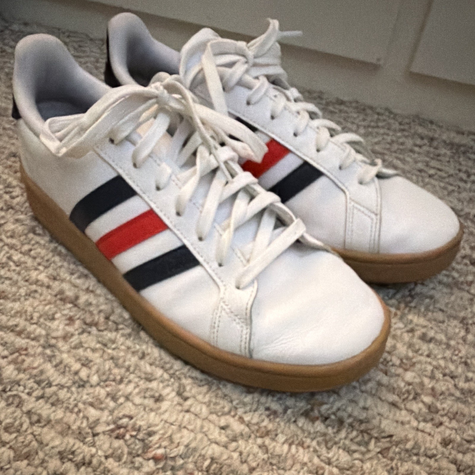 adidas Grand Court Men’s Low Top Leather Lace-Up Sneakers White/Red/Blue