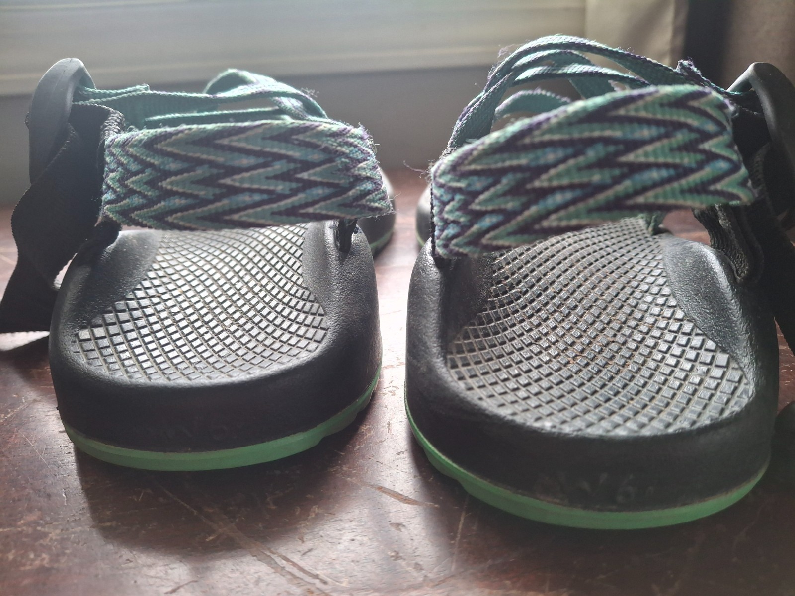 Chaco ZX/2 Womens Sandals Size 6 Strappy Toe Loop Green Blue Outdoors Hiking