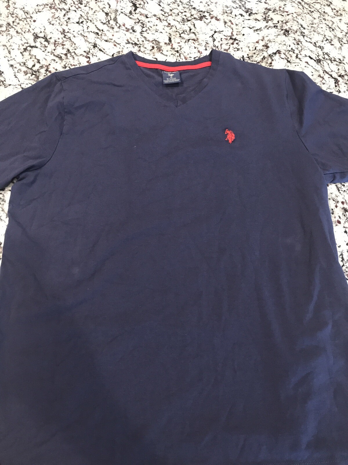 US Polo Clean Simple Style Logo Blue and Red Logo Mens Medium V-Neck T Shirt
