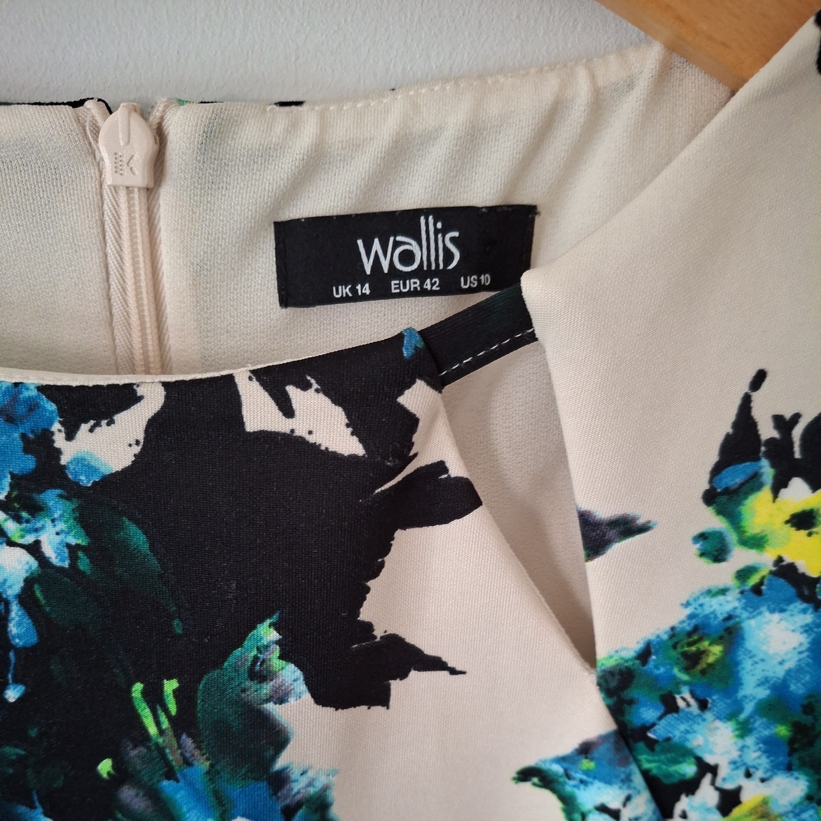 Wallis Dress Size 14 shift floral white beige blue black wedding event party