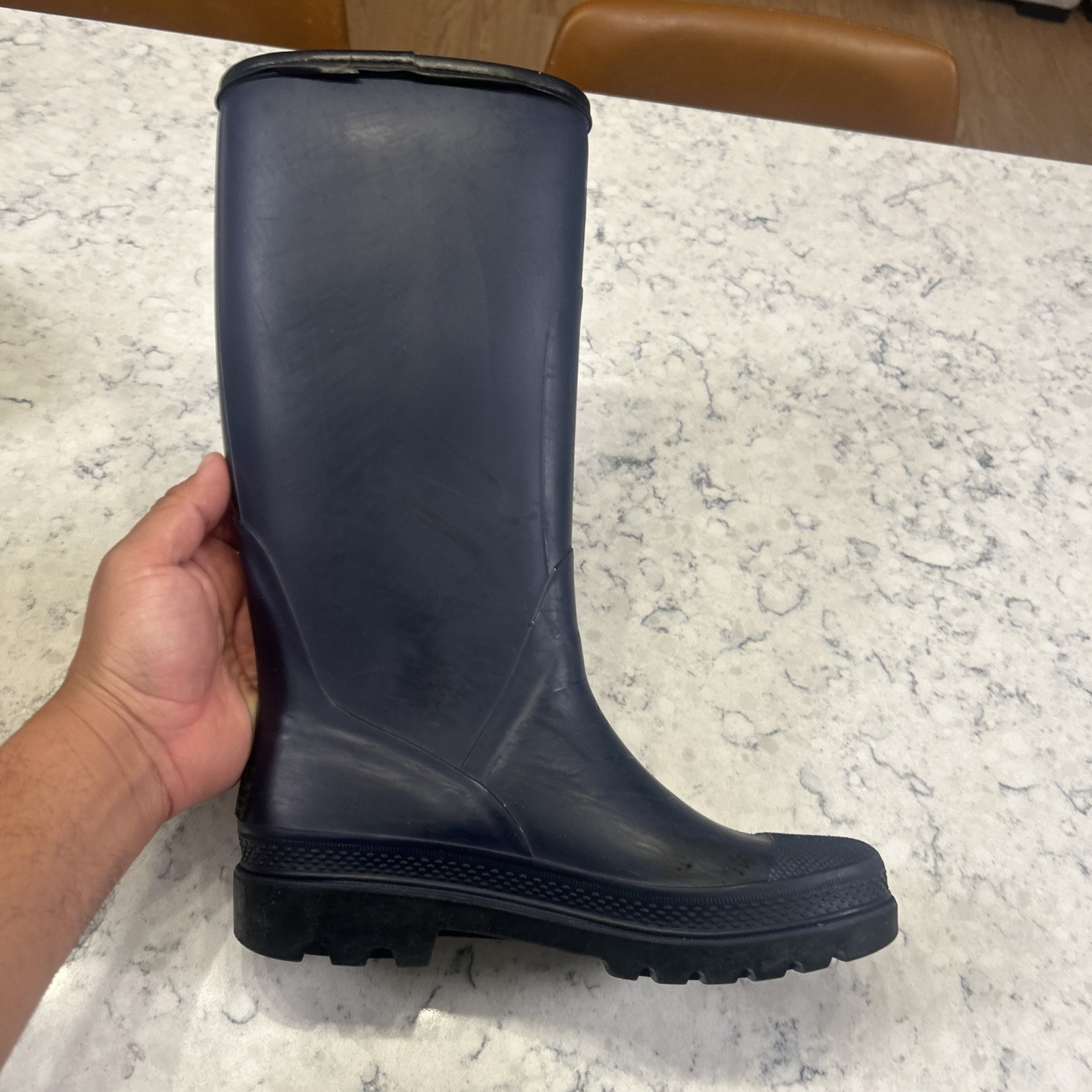 Burberry Classic Plaid Interior Matte Navy Rubber Rain Boots Size 40 US 6.5