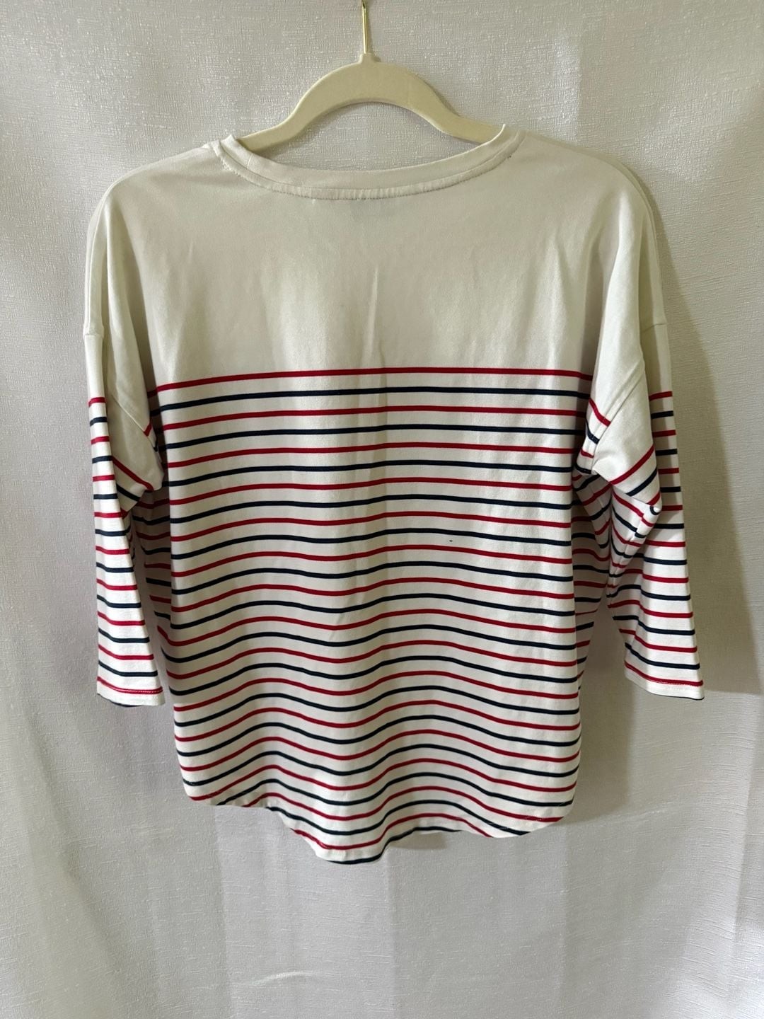 Vineyard Vines Women’s Striped 3/4 Sleeve Tee in Red, White, and Blue