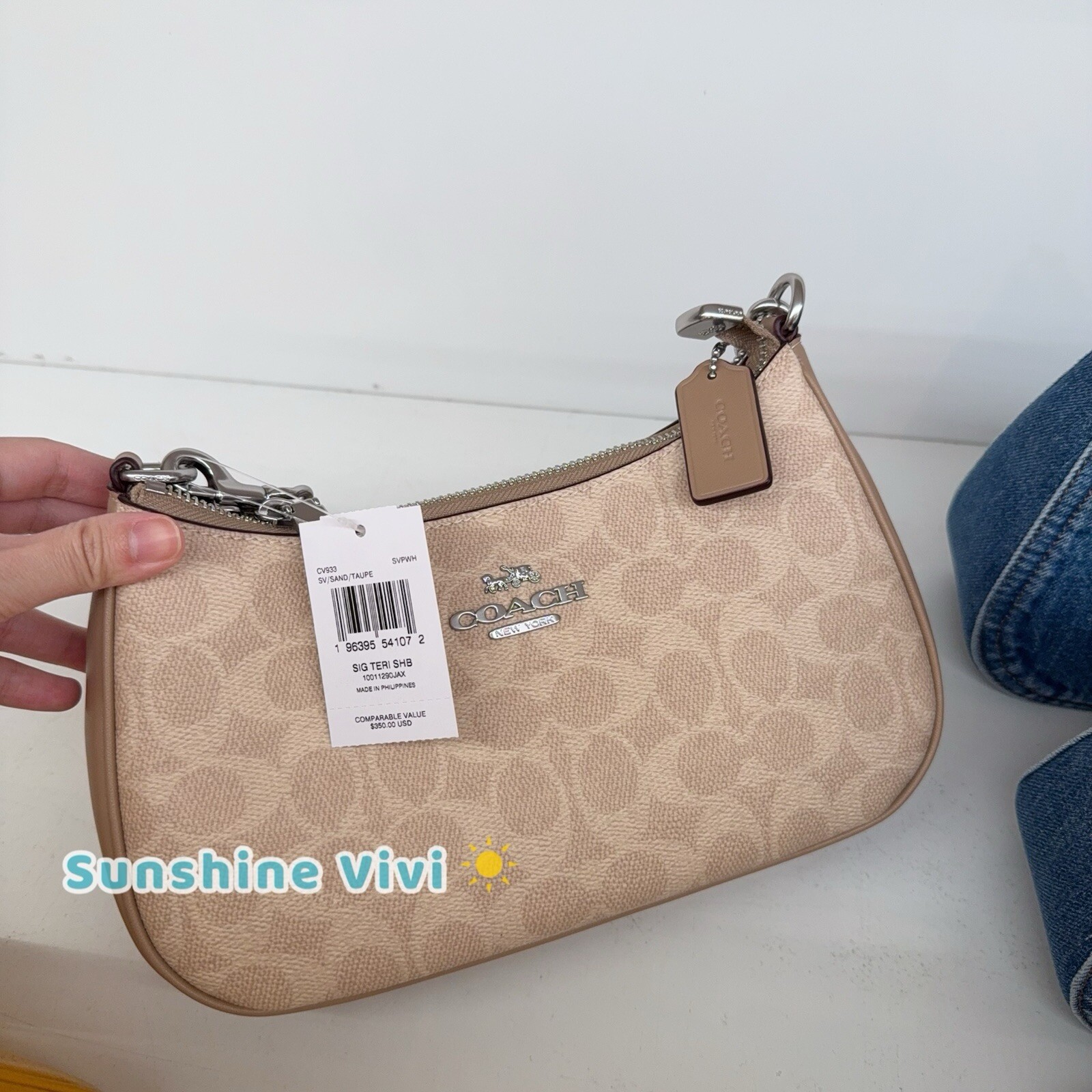 NWT bundle Coach Teri Shoulder Bag cv933 Sand & CCN71 Silk Skinny Scarf pink