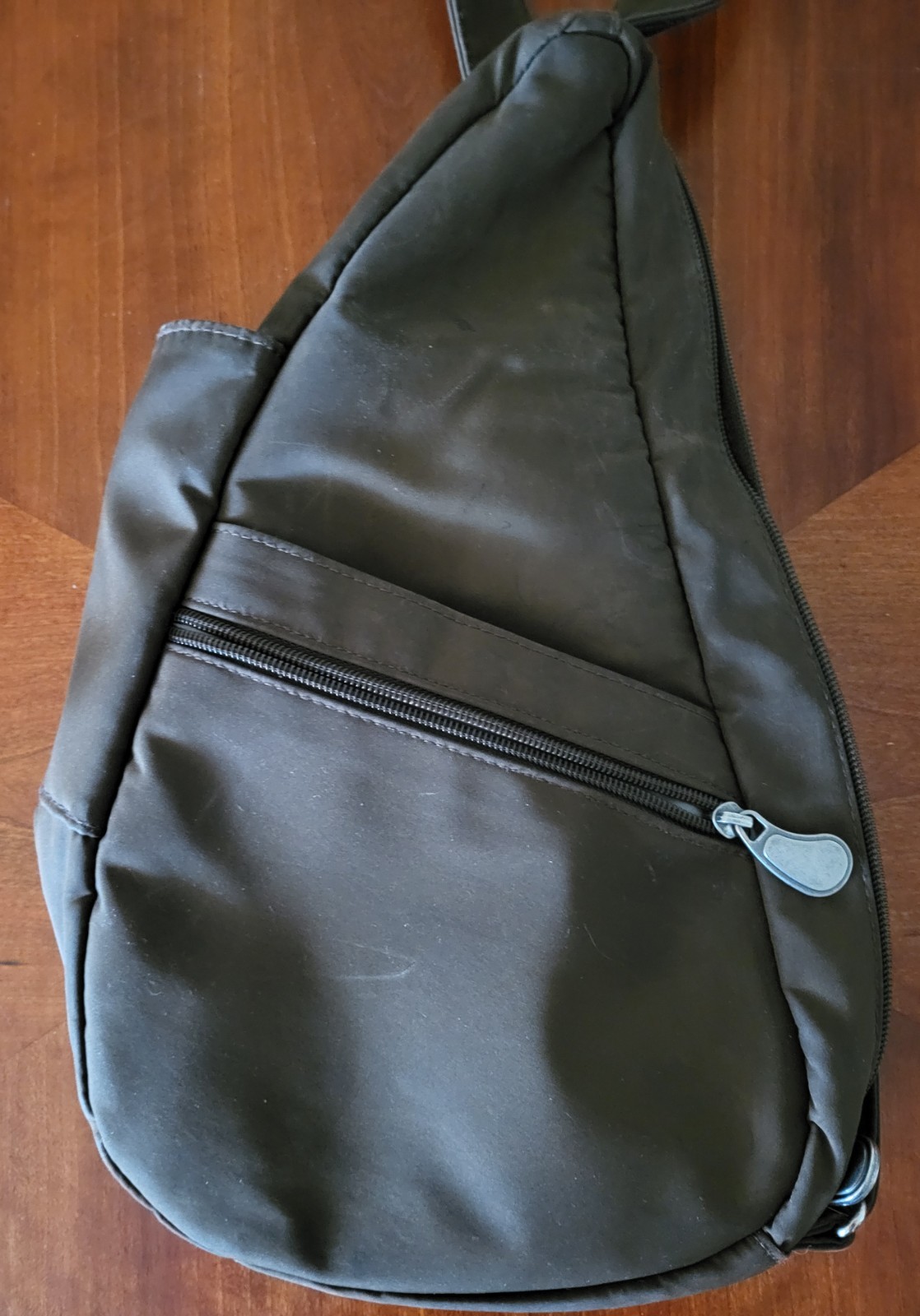 AmeriBag Healthy Back Bag Sling Shoulder Bag Adj Strap Nylon Exterior 14″
