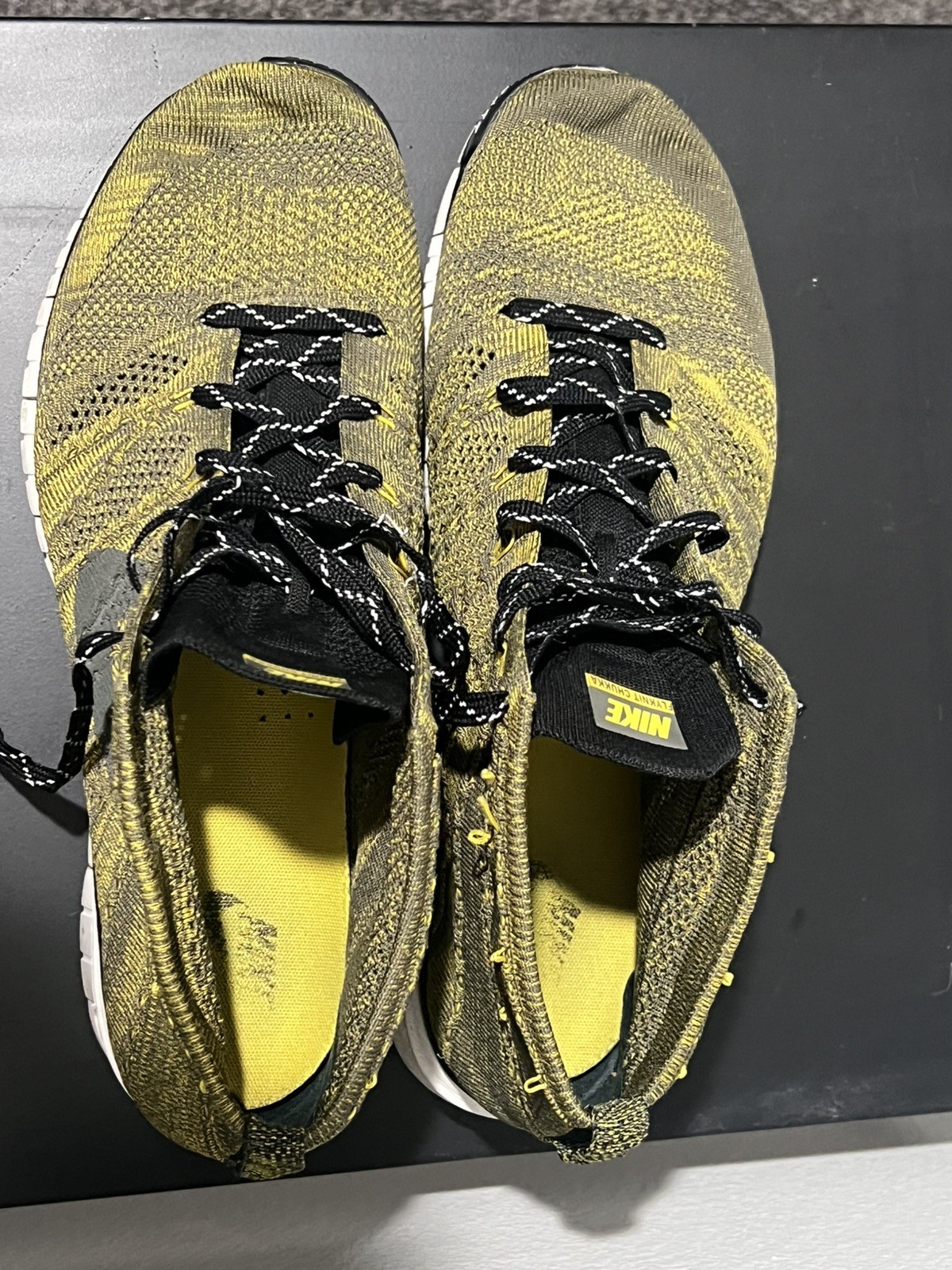Nike Free Chukka Flyknit Tarp Green Black Gold Mens 10 639700-300 New In Box