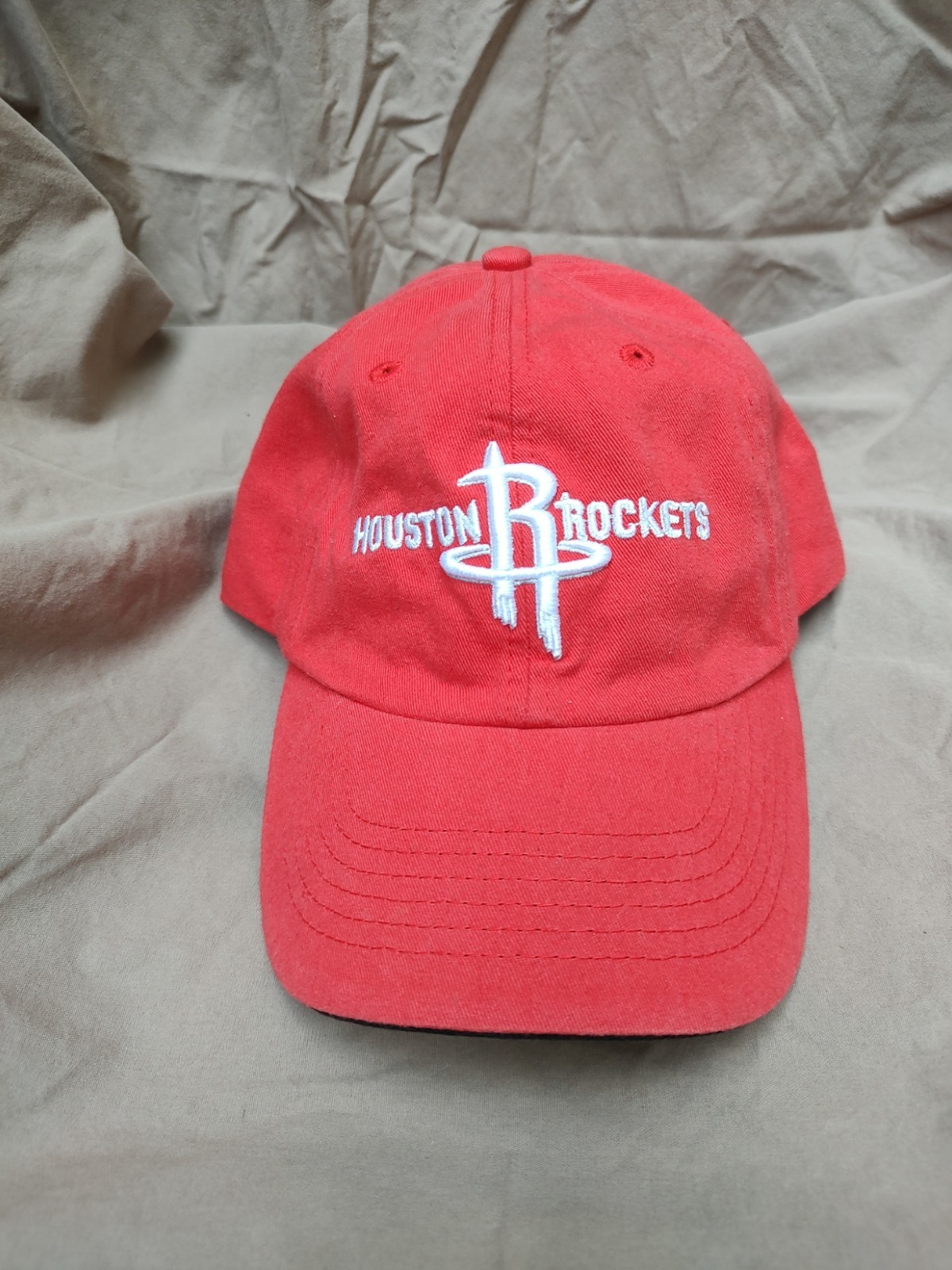Red with Houston Rockets & Logo R with Halo NBA Tag & NBA Elevation label