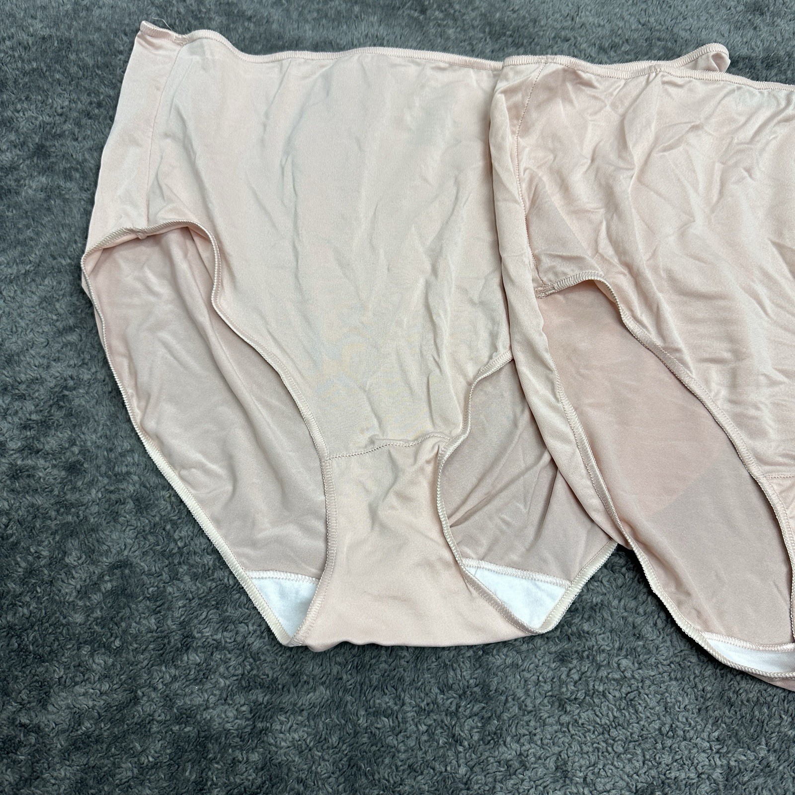 NWOT 5 Pair Hanes Cool Comfort Microfiber Tab Free Briefs Size 8 XL Pink Beige