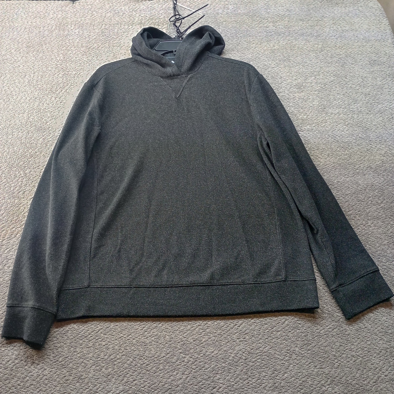 Vineyard Vines Men Hoodie Medium Charcoal Gray Pullover Performance Sweatshirt