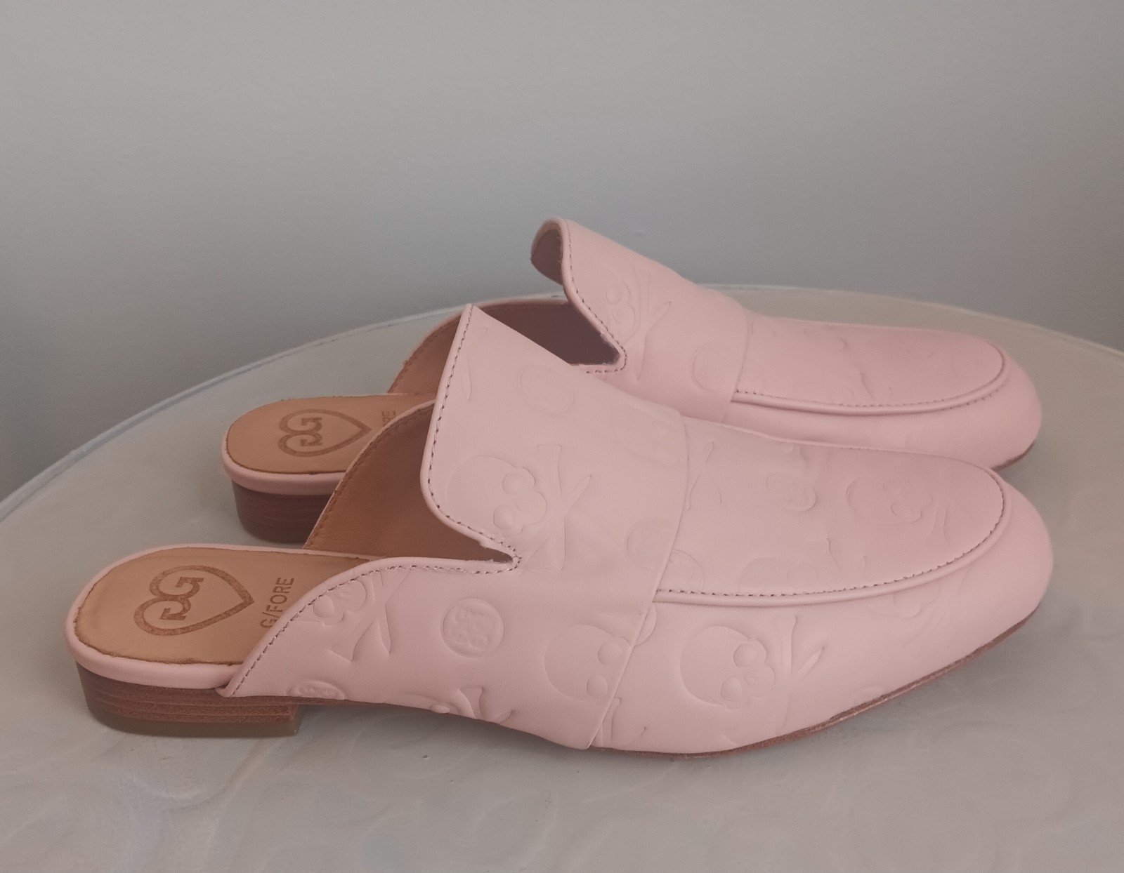 G/FORE Blush Leather Skull Embossed Mule Loafers Slides Size 7.5