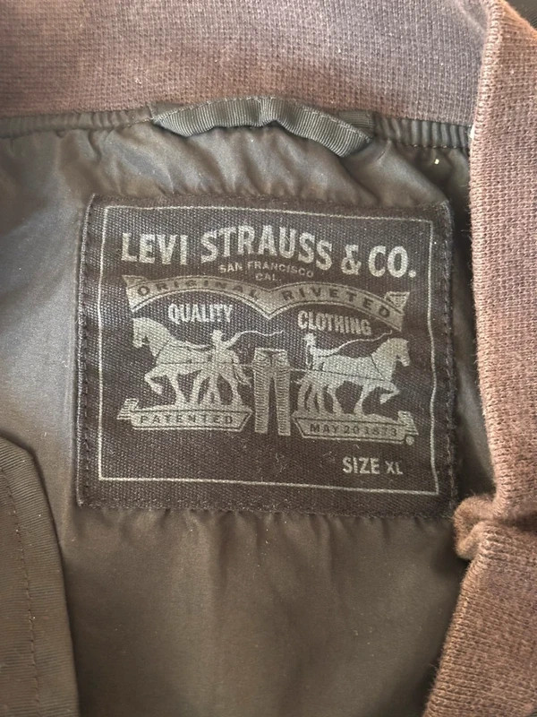 Levi’s Men’s Black Bomber Jacket XL Full Zip Ribbed Collar Lightweight