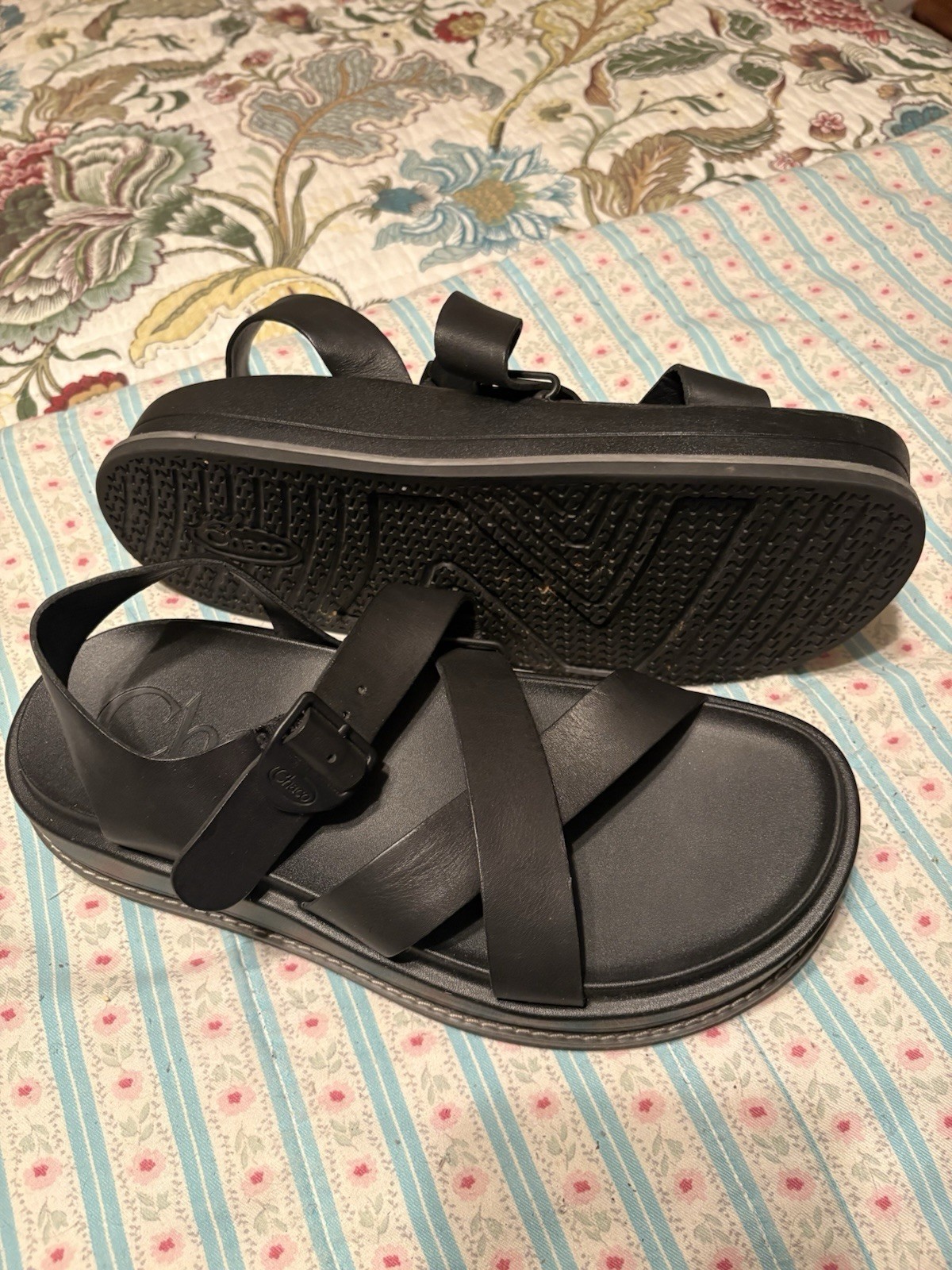 Chaco Women’s Black Leather Buckle Sandals Adjustable Straps US 8 M
