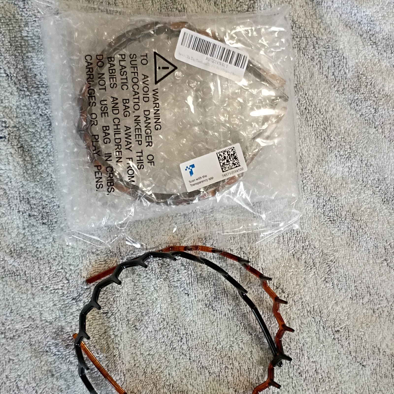 Qty 4 No-Slip Zig Zag Teeth Plastic Headbands Black & Brown Solid 90s