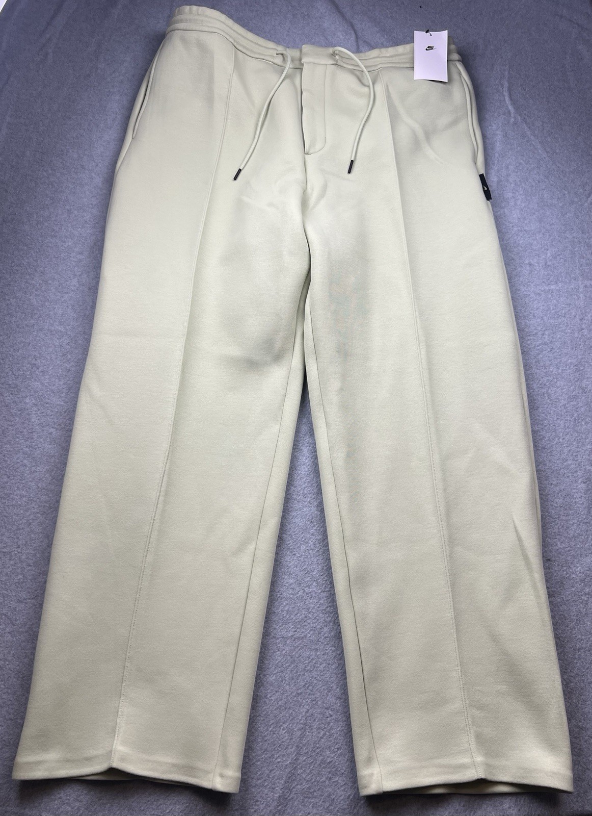 Nike Tech Fleece Open Hem Sweatpants Men’s Size XL FZ7583-371 Olive Aura NWT