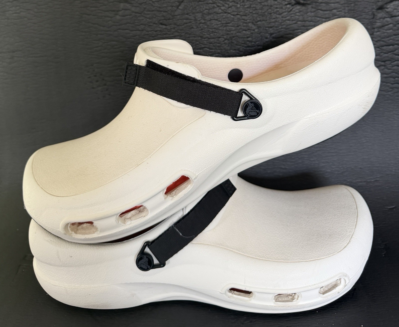 Crocs Bistro Clogs white/Black Adjustable Strap Unisex Adults US 15