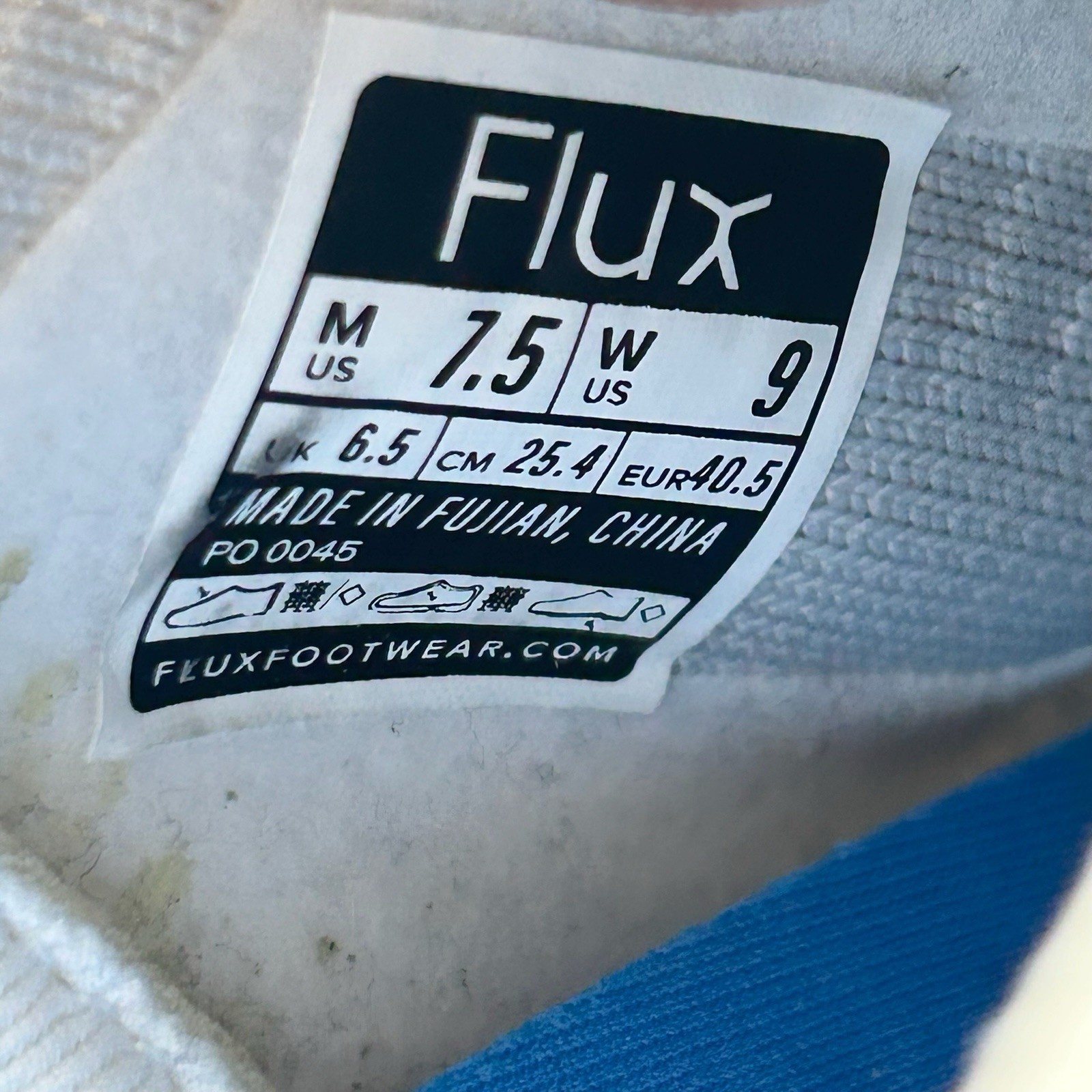 Flux Adapt Runner White Gum Mens Size 7.5 Women’s Size 9 US Athletic Knit Shoes