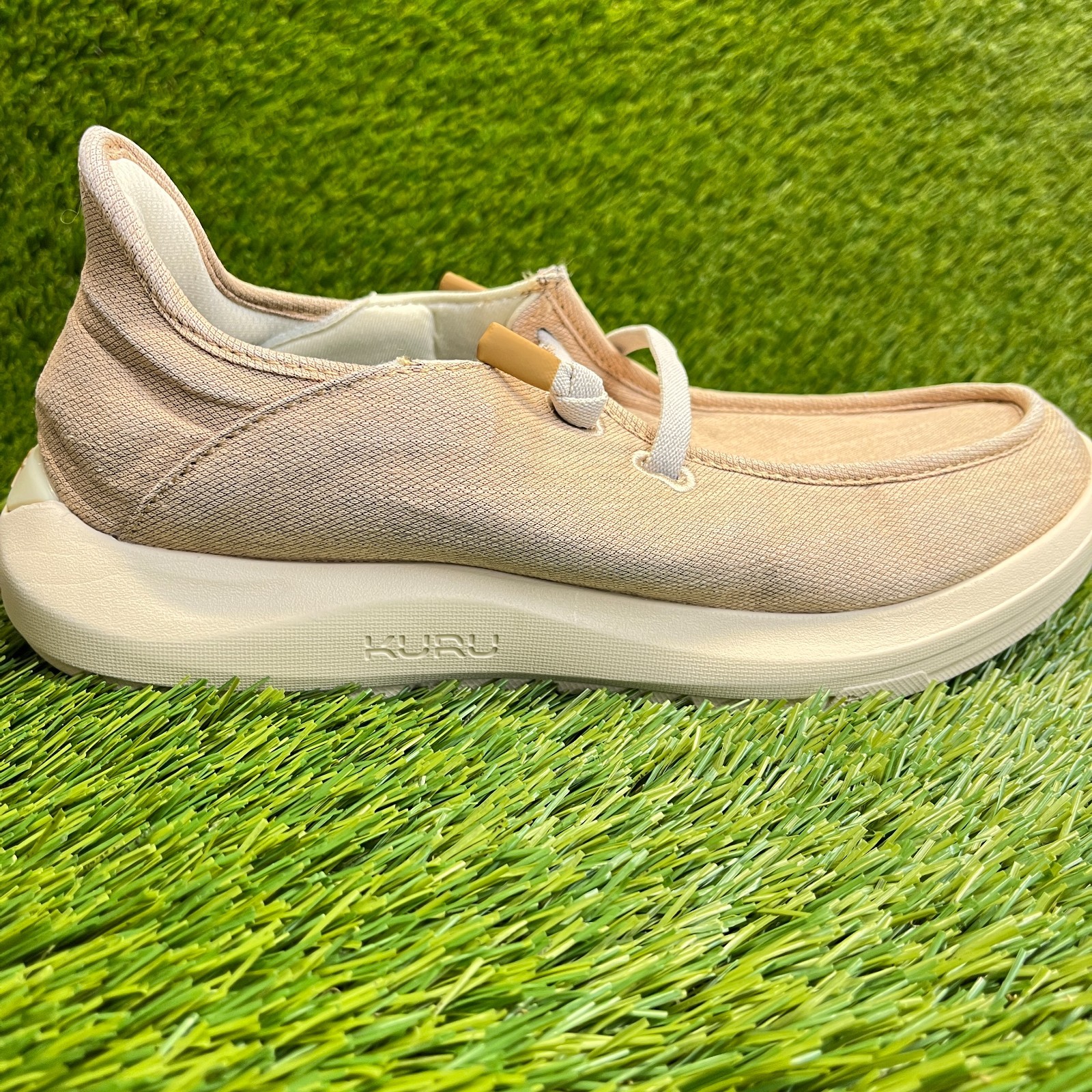 Kuru Draft Rento Womens Size 9.5 Beige Ivory Walking Outdoor Slip-On Shoes