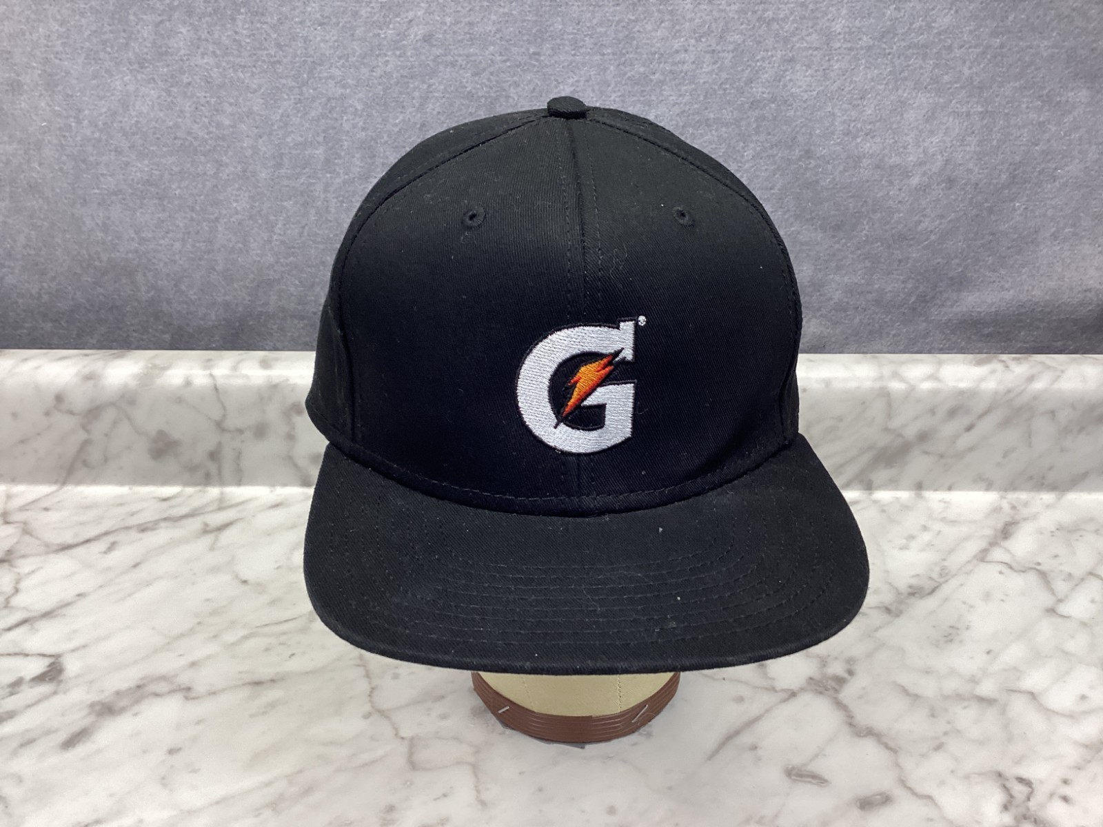 Gatorade Logo Otto Snapback Hat Black Adjustable One Size Flat Brim Cap