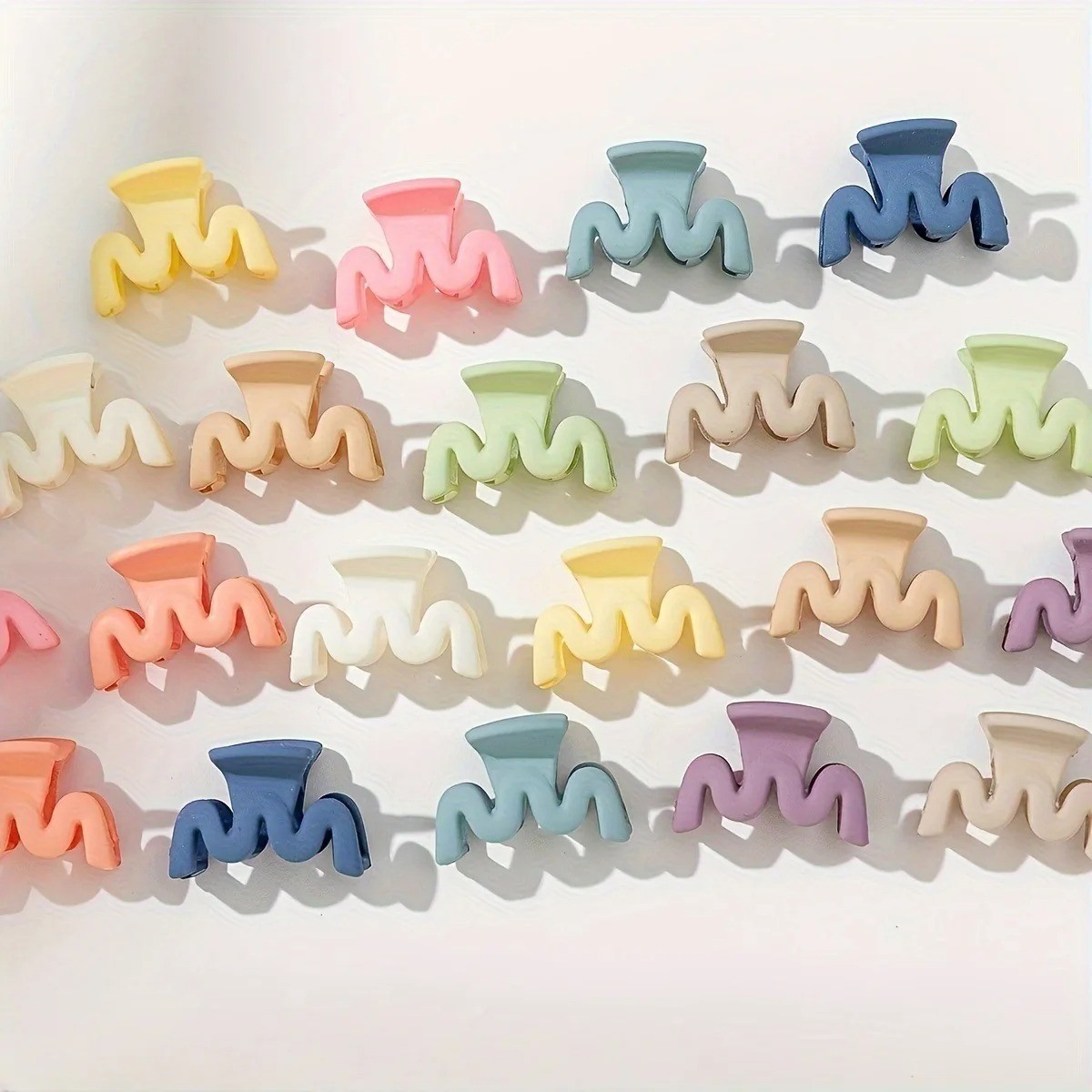 20 Pcs/bag Solid Color Matte Hollow Hair Claw Clip Candy Color Catch Barrettes S