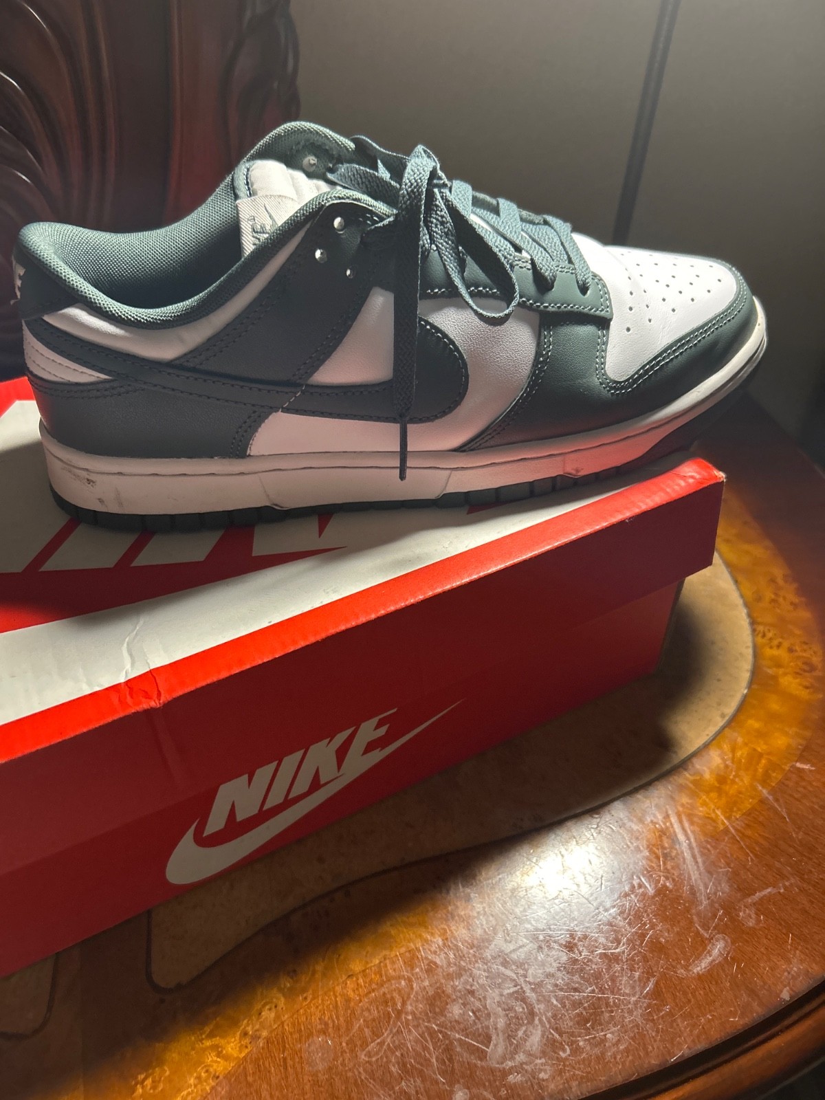 Size 9 – Nike Dunk Low Vintage Green