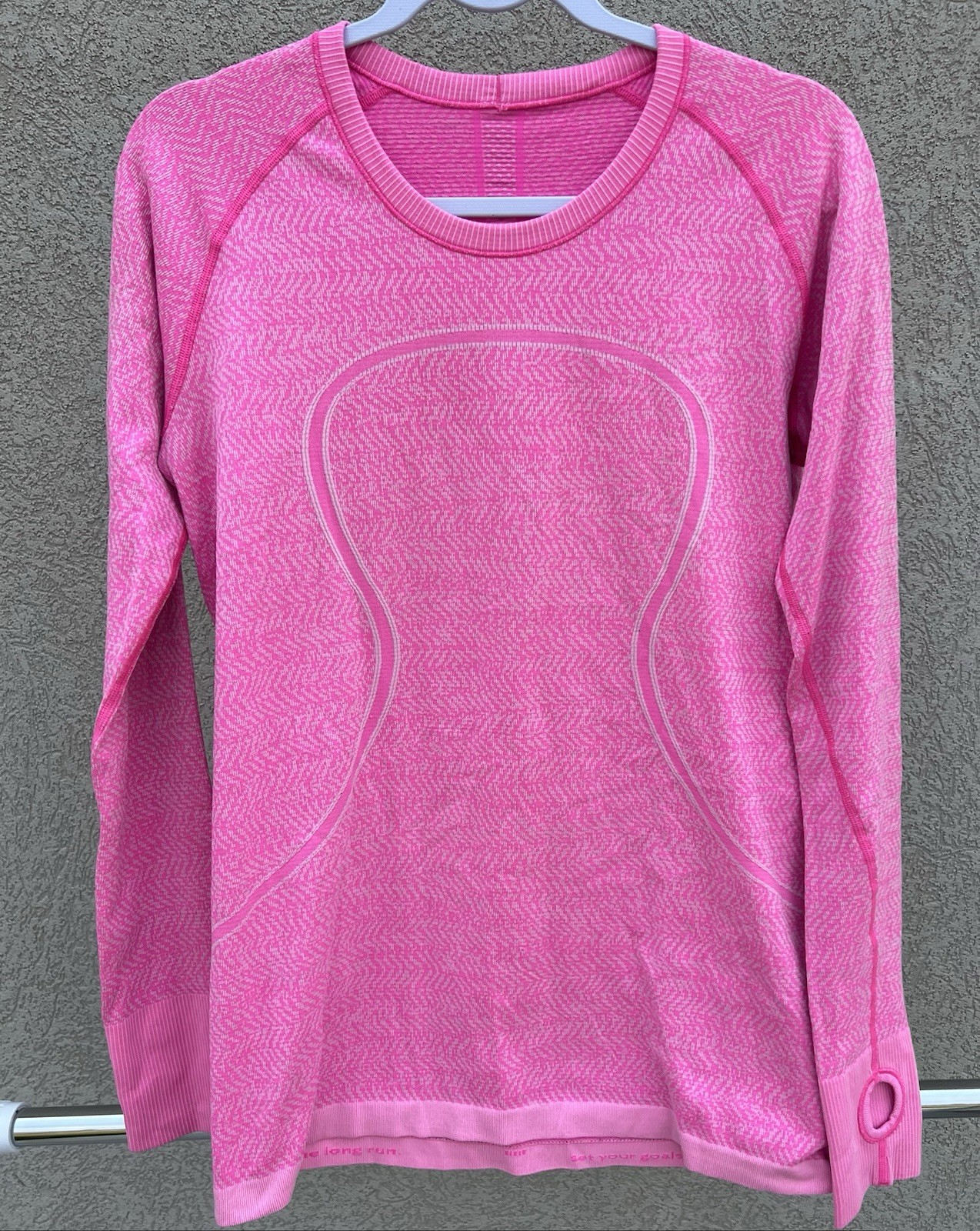Lululemon Swiftly Tech Long Sleeve Pink Crew Neck Running Top Women Size 12
