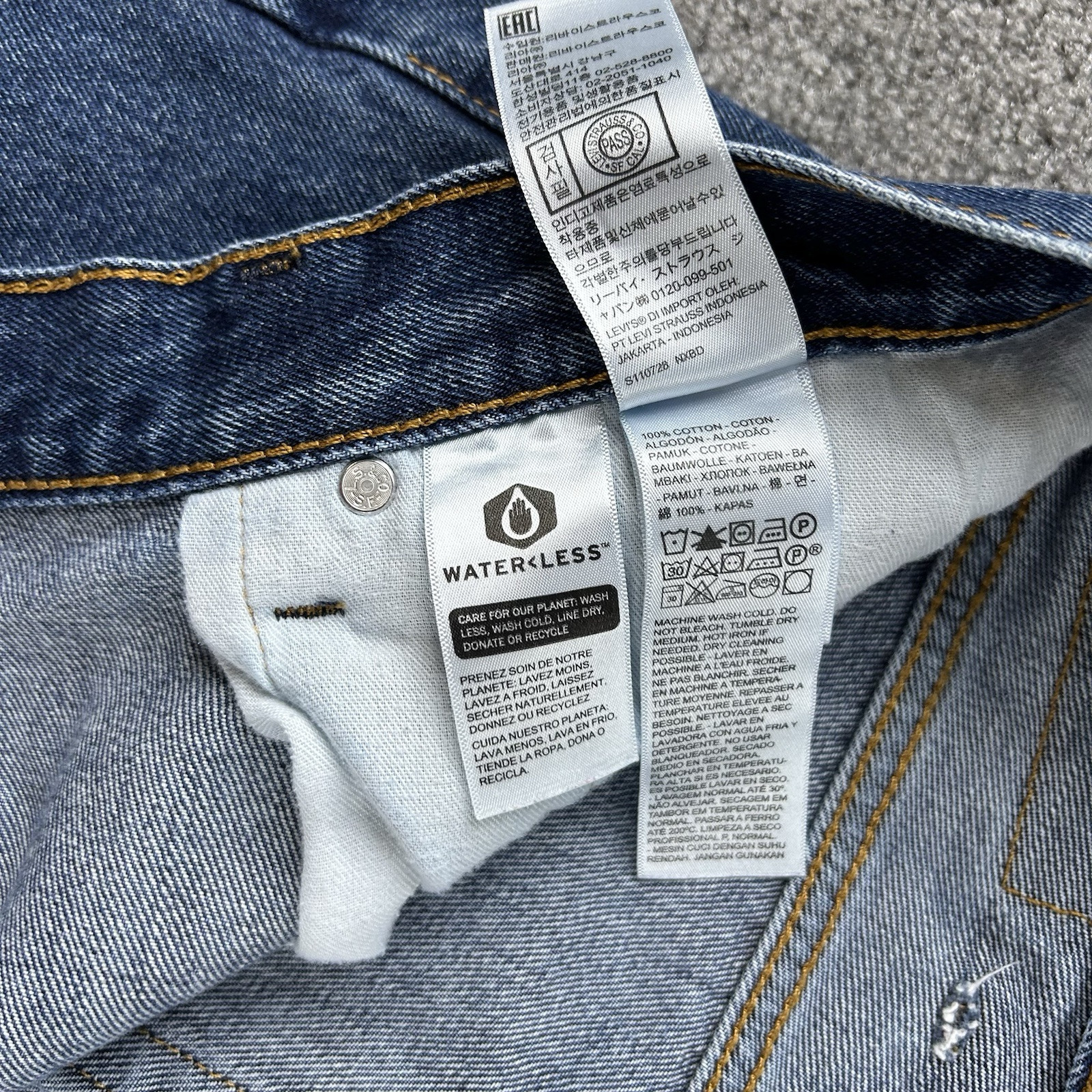 Levis 550 Relaxed Fit Jeans Mens 44×29 (46×30) 100% Cotton Blue Med Wash Classic