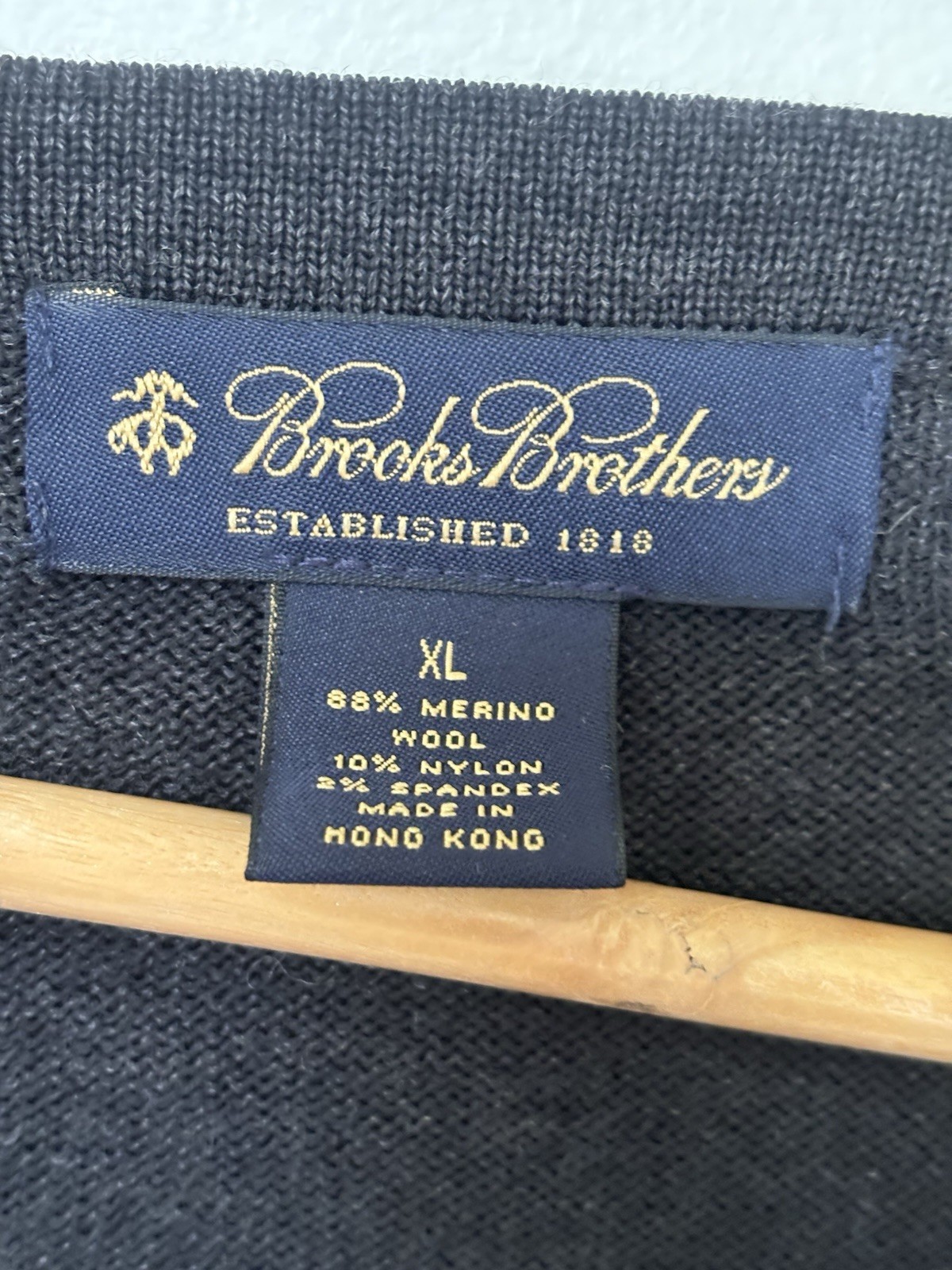 Brooks Brothers V-Neck Sweater Extra Fine Merino Wool Mens XL Charcoal Gray