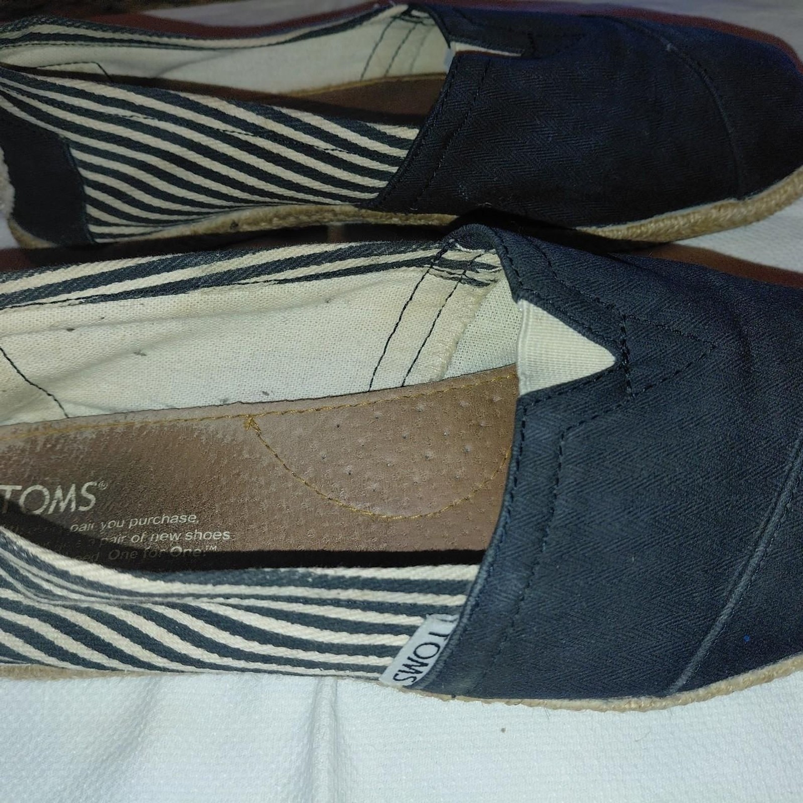 Toms Women’s Black and White Trainers