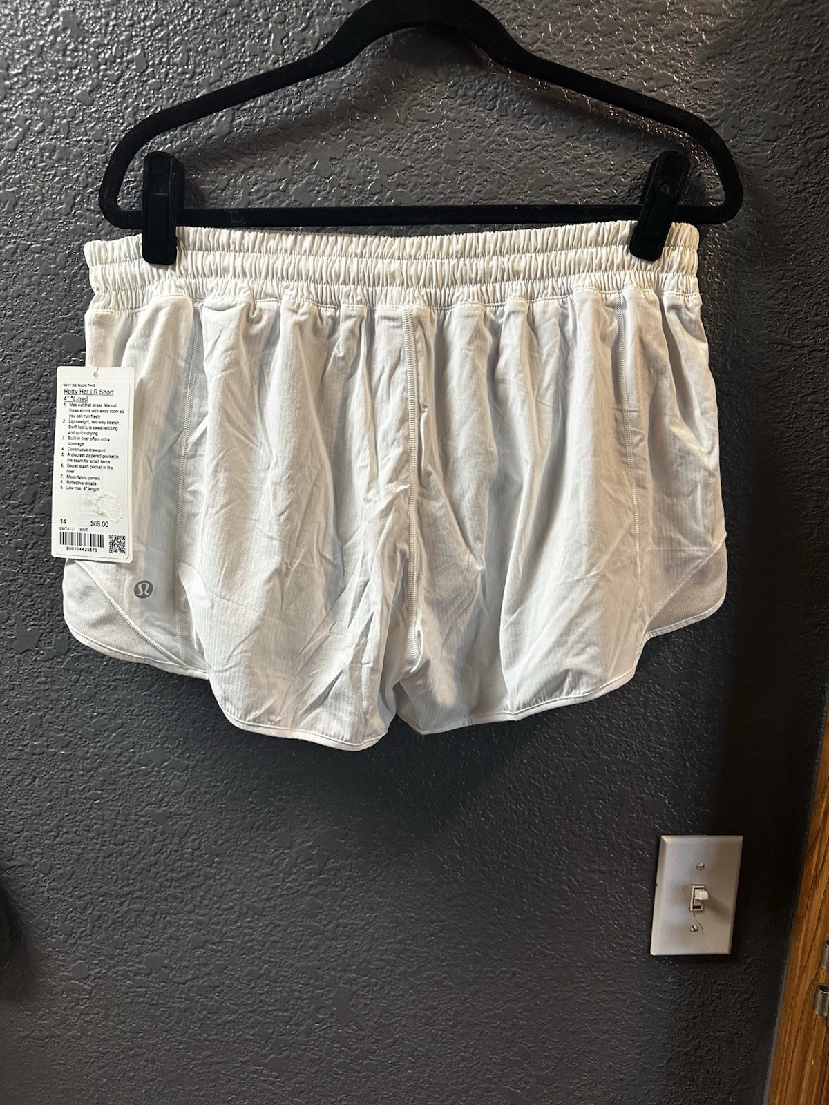 Lululemon Hotty Hot LR 4″ Lined Running Short White Lightweight Quick Dry 14