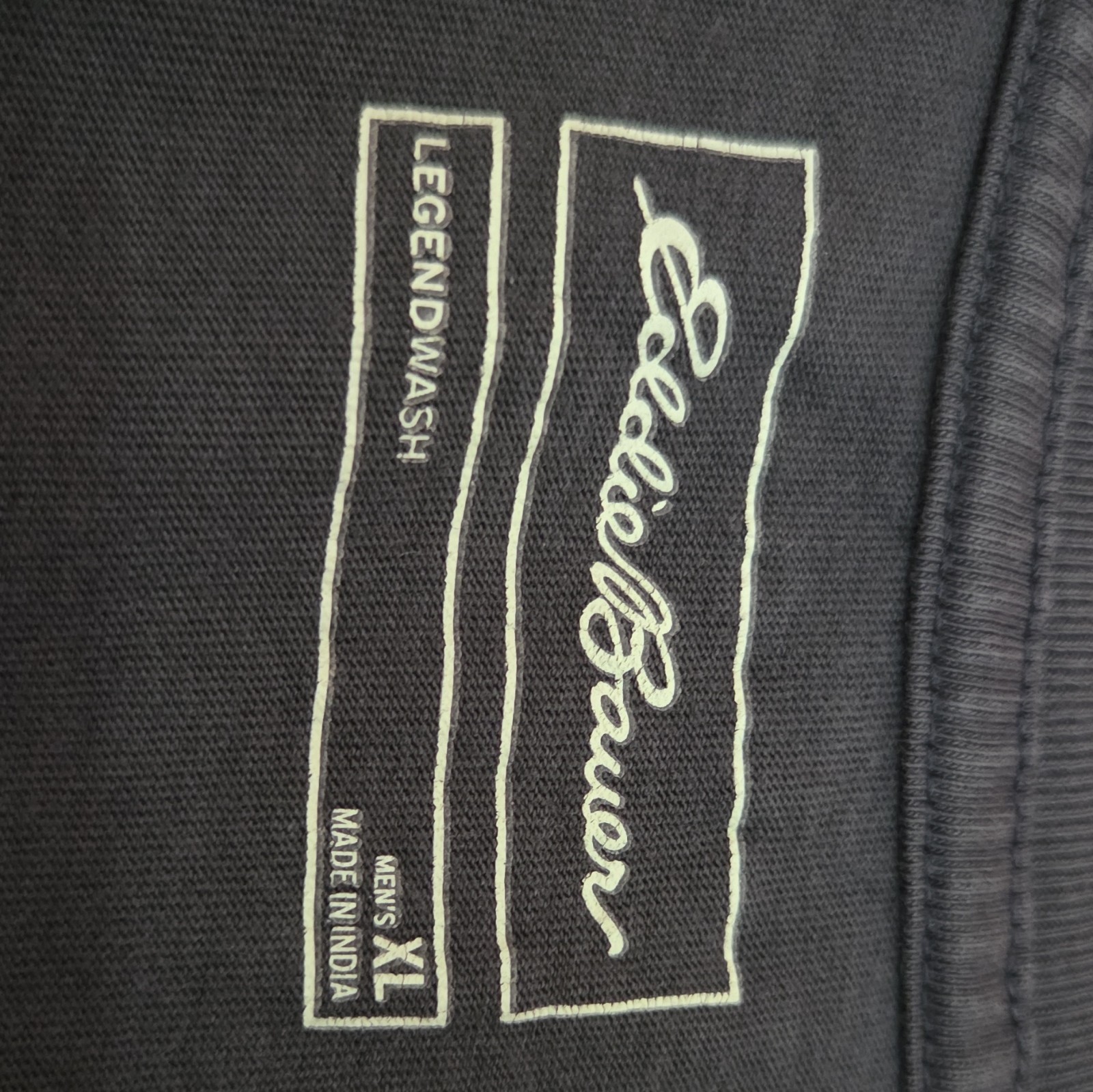 Eddie Bauer LegendWash Men’s Solid Crew Neck Short Sleeve Black Logo Tee XL