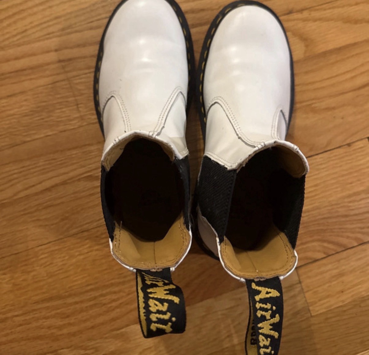 Dr. Martens Men’s White/Black Leather Chelsea Ankle Boots Round Toe US 7