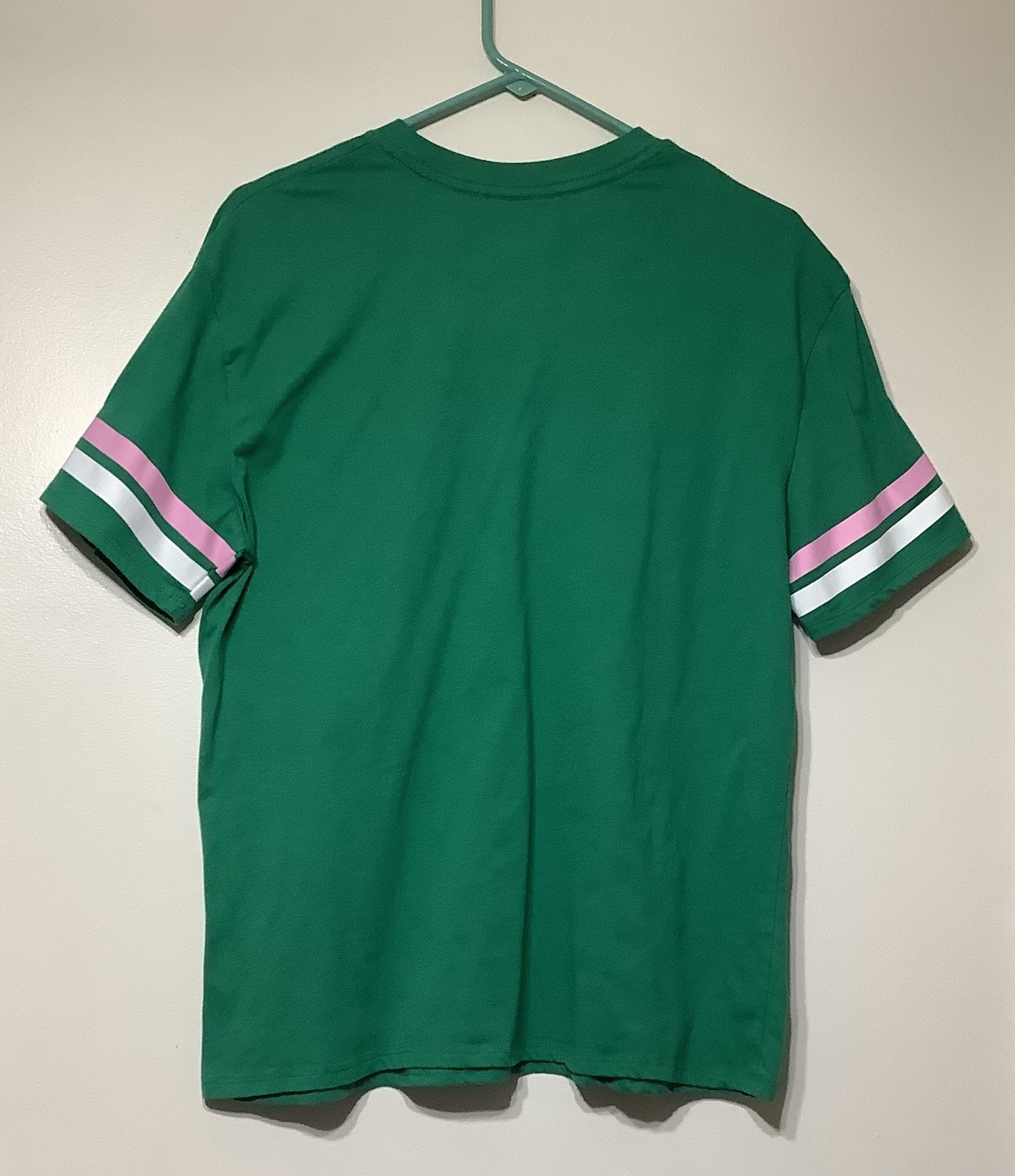 Barbie Green Graphic Print Logo T-Shirt Crew Neck Short Sleeve Womens Small