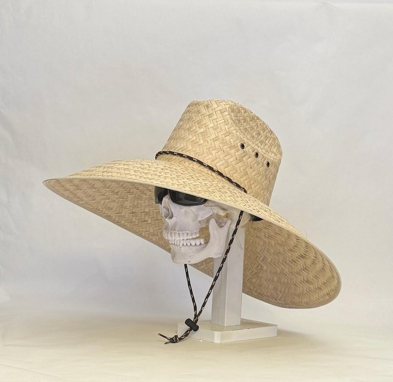 Jumbo Straw hat Natural color maximum sun coverage approximately 21″ x 21″