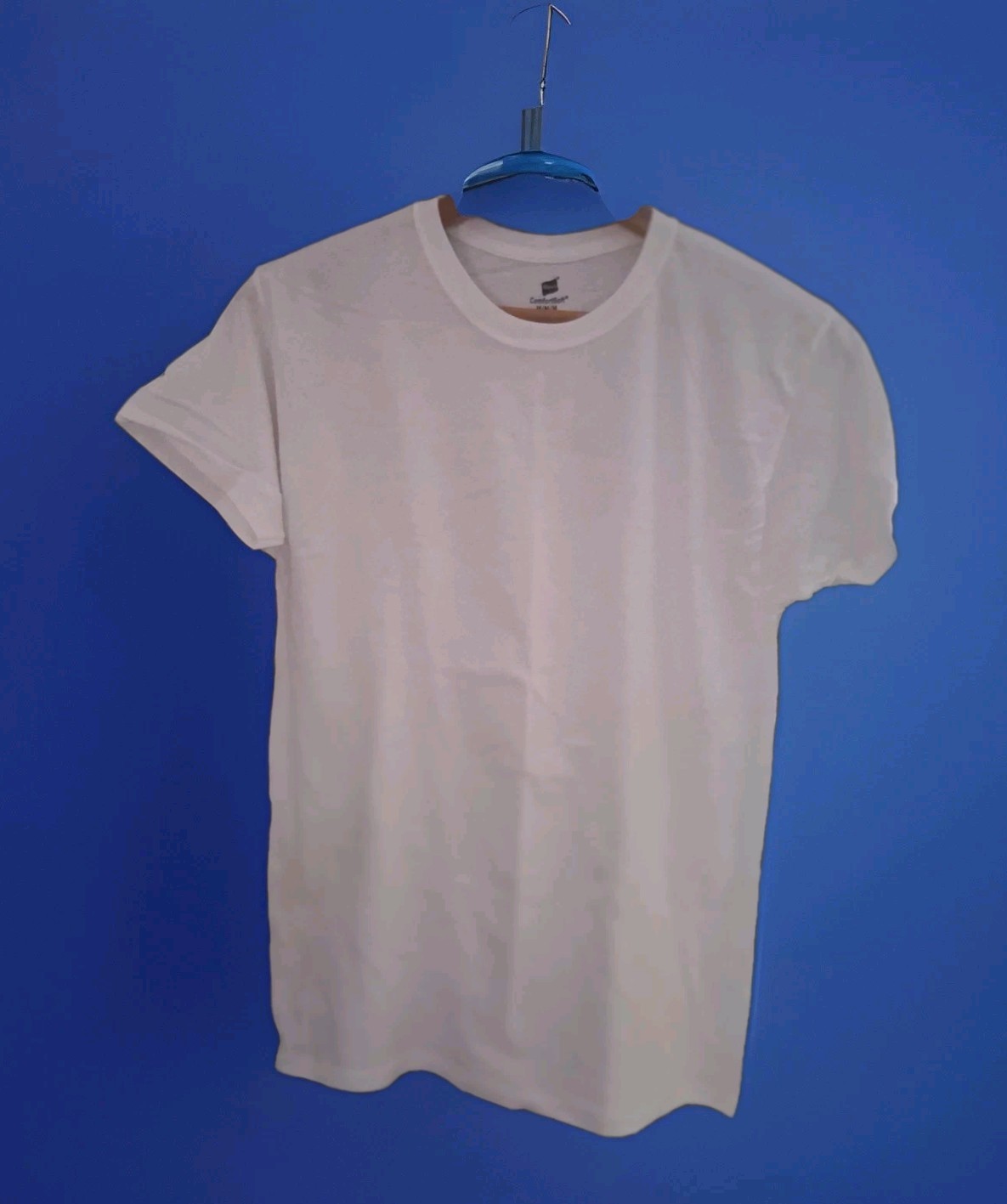Hanes Mens T-Shirt Comfort Soft 100% Cotton Short Sleeve TAGLESS Tee – Medium