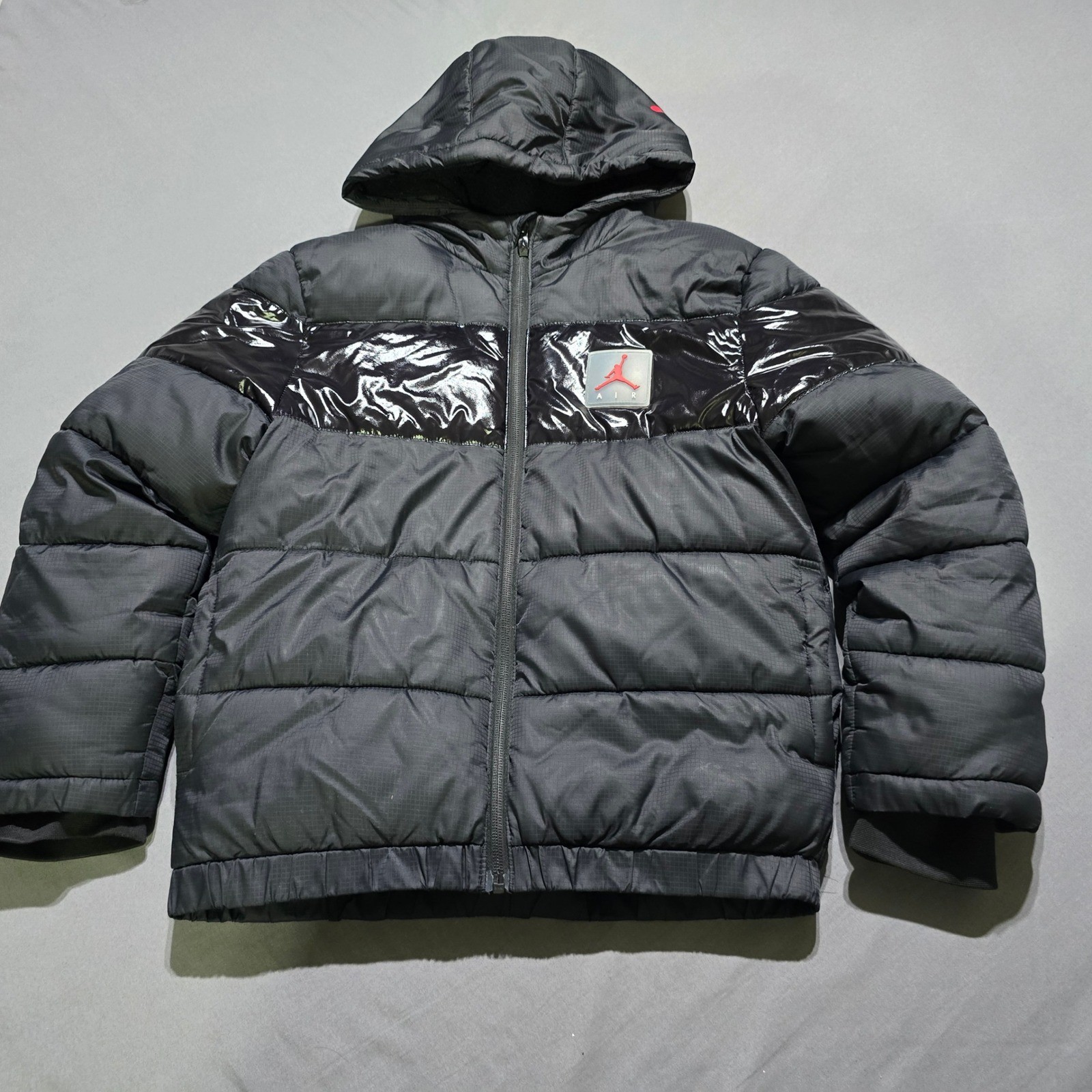 Jordan Puffer Jacket Kids Size M 10-12 Black Glossy Panel Hooded Fleece Lined