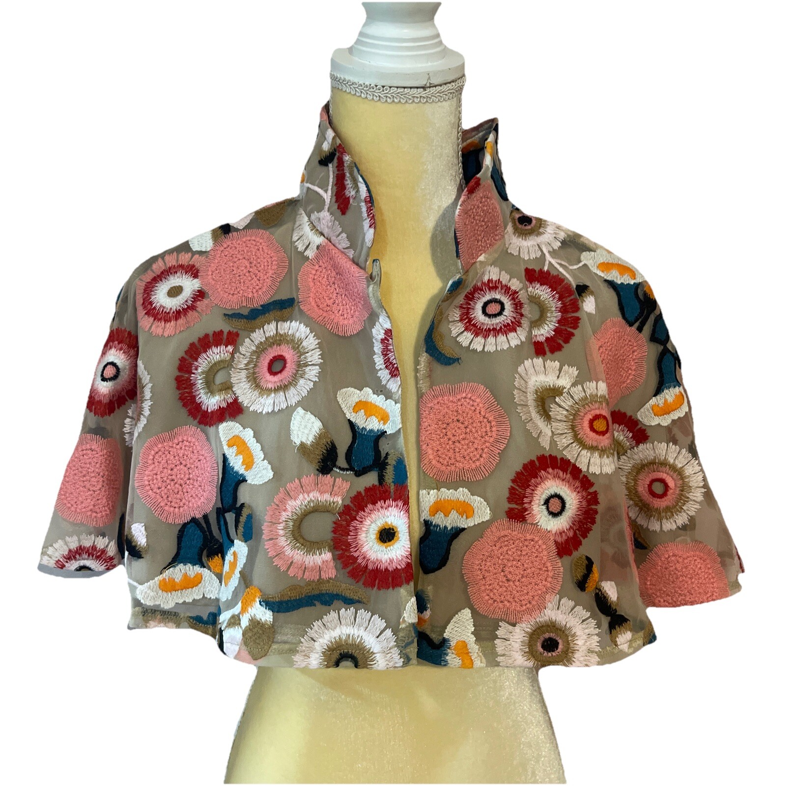 NEW Pink Red Blue Floral Embroidered Capelet Shawl Open Cardigan Shrug One Size