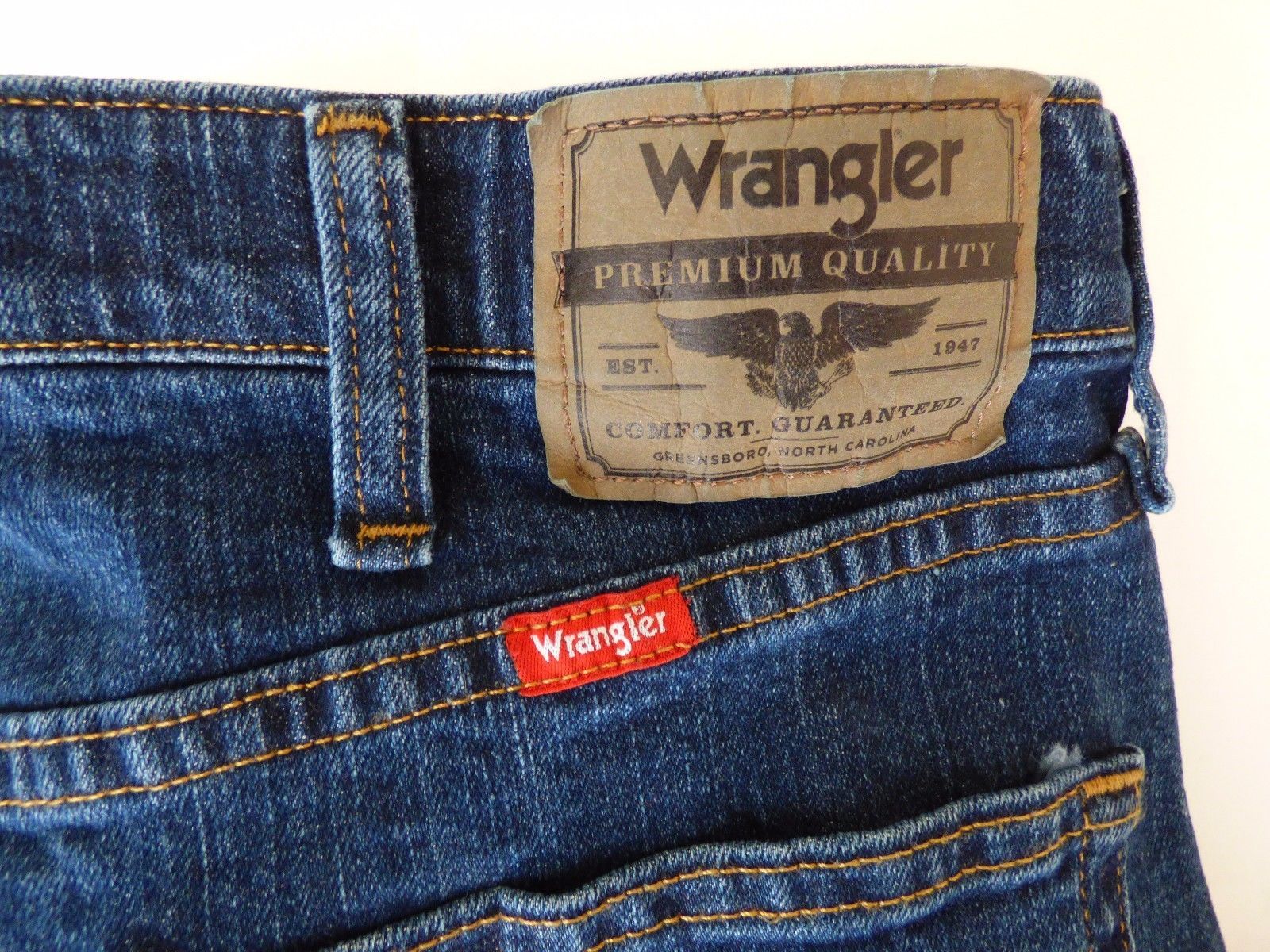 Wrangler Regular Fit Comfort Flex Waistband Jeans Performance Series Men’s