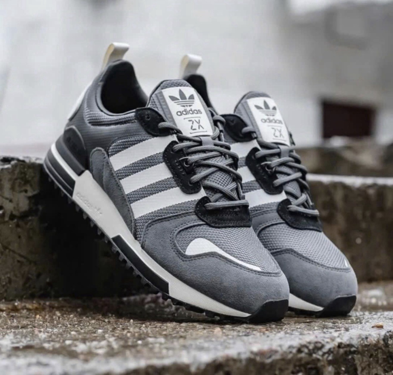 Adidas ZX 700 HD Men’s Athletic Shoes Gray Black Footwear Sneakers H01851 All Sz