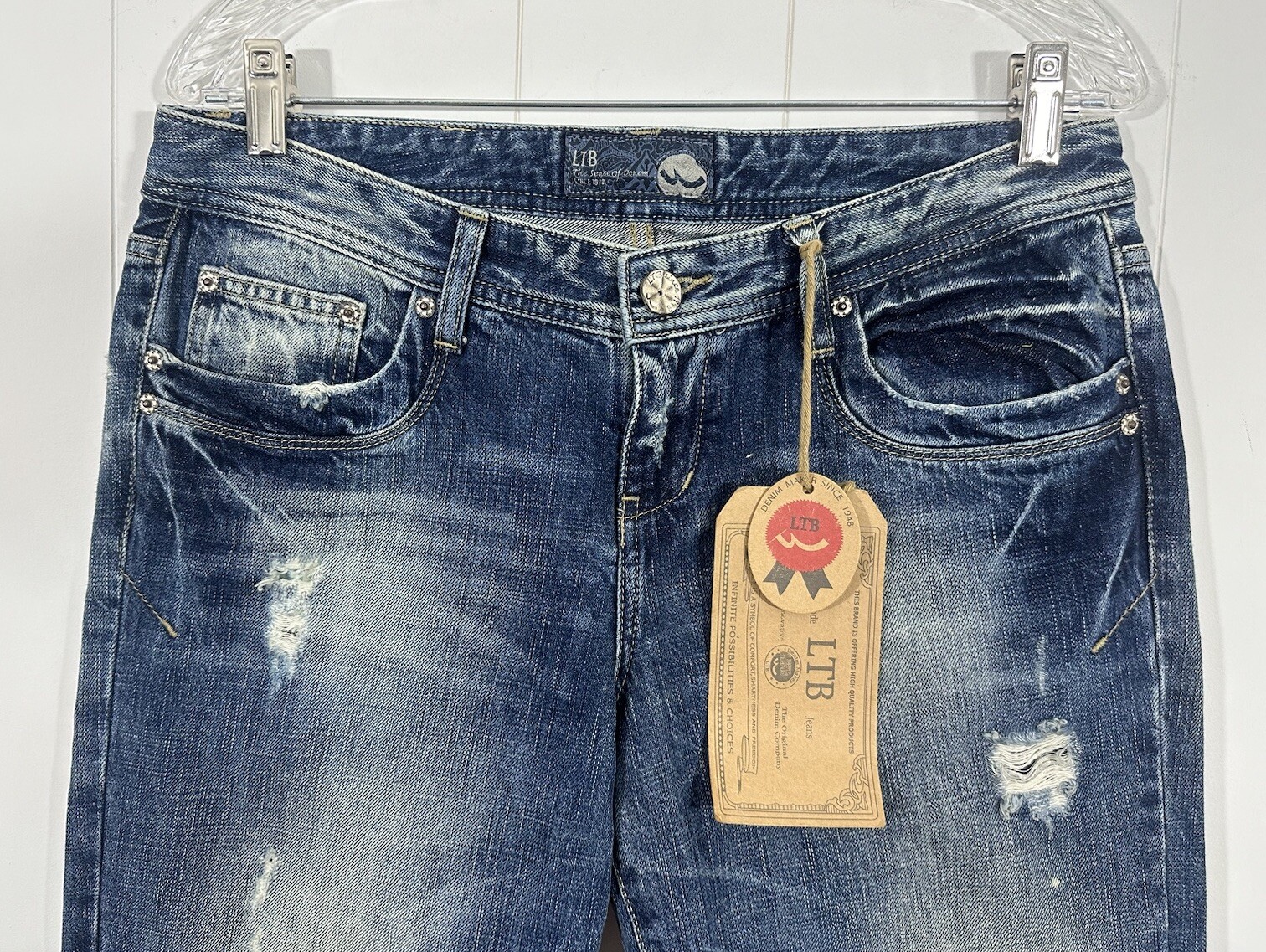 NWT LTB 1948 Women’s Bootcut Low Rise Distressed Denim Cottton Jeans Size 31×32