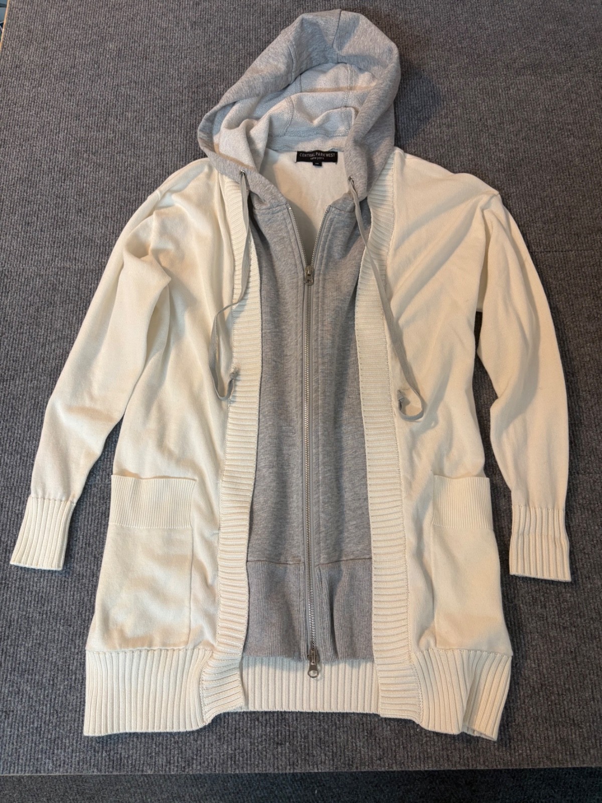 Central Park West Brynn Long Dickie Cardigan Size XS Very Soft & Comfortable!