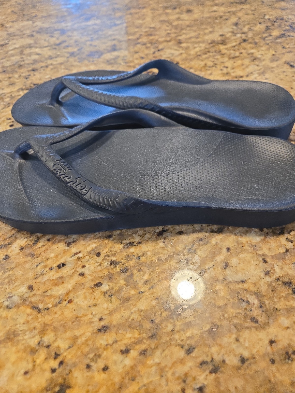 Archies Unisex Arch Support Flip Flops Black – Mens US 10, Womens US 11