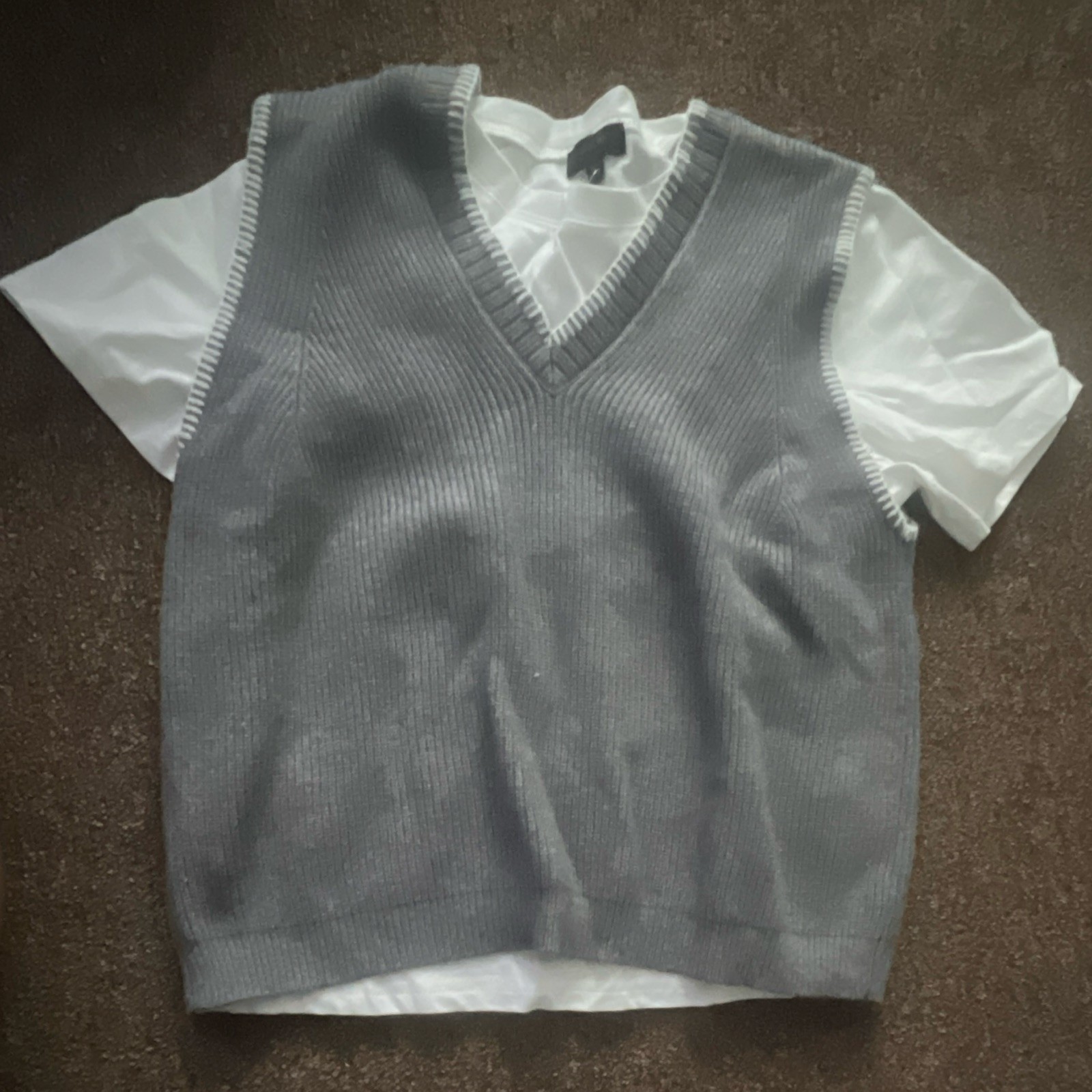 Onewell V-Neck Ribbed Knit Sweater Vest Layered White Top Gray Women M