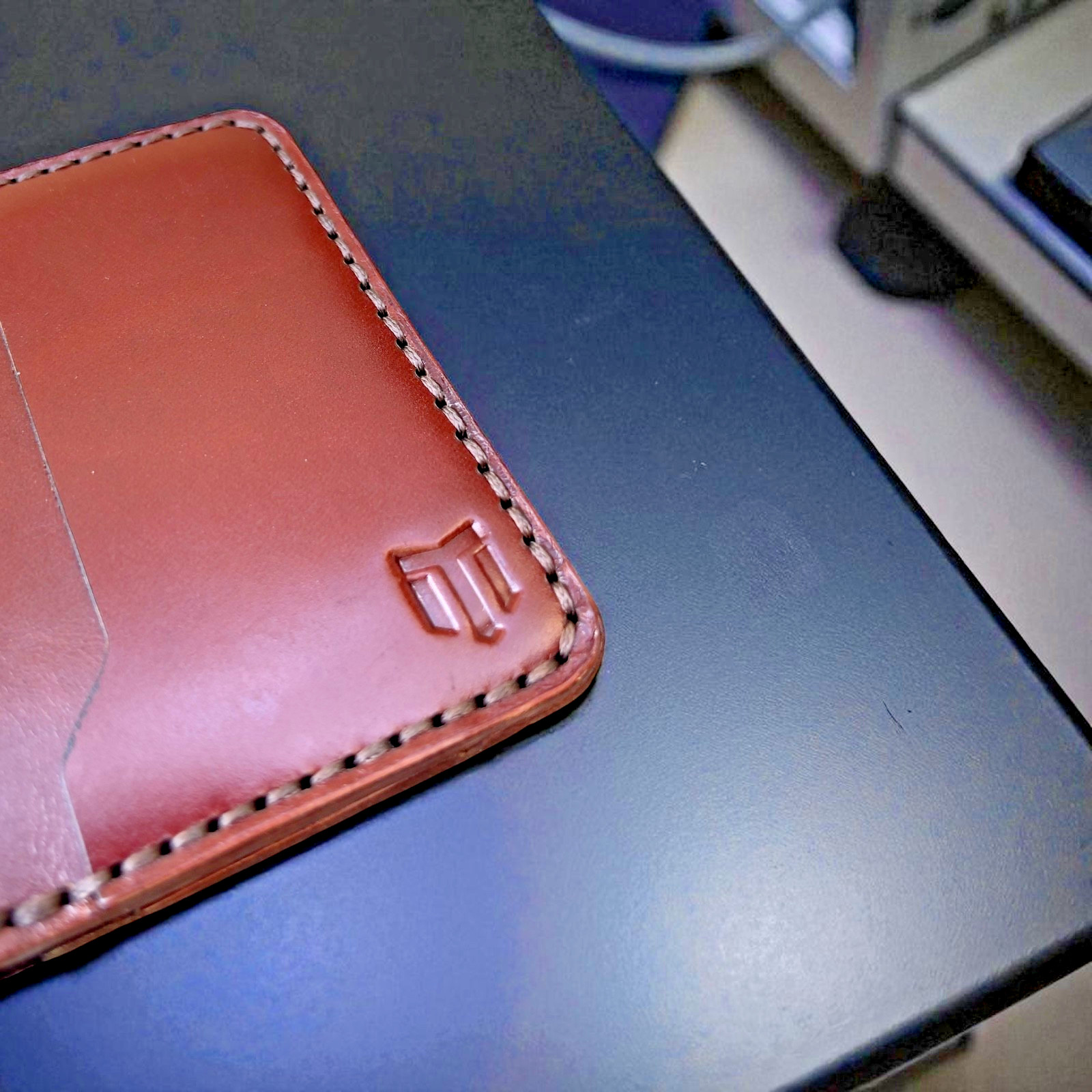 Men’s Slim Bifold Handmade Leather Wallet, RFID Blocking, Mnimalist Card Holder