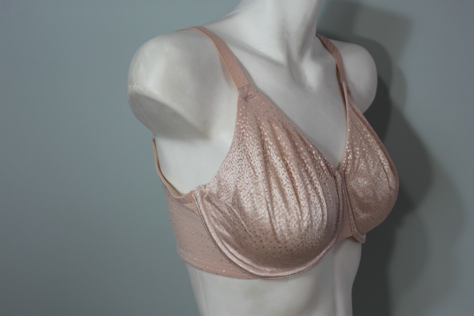 Wacoal 855303 Back Appeal Unlined Underwire Full Coverage Bra Size 36C