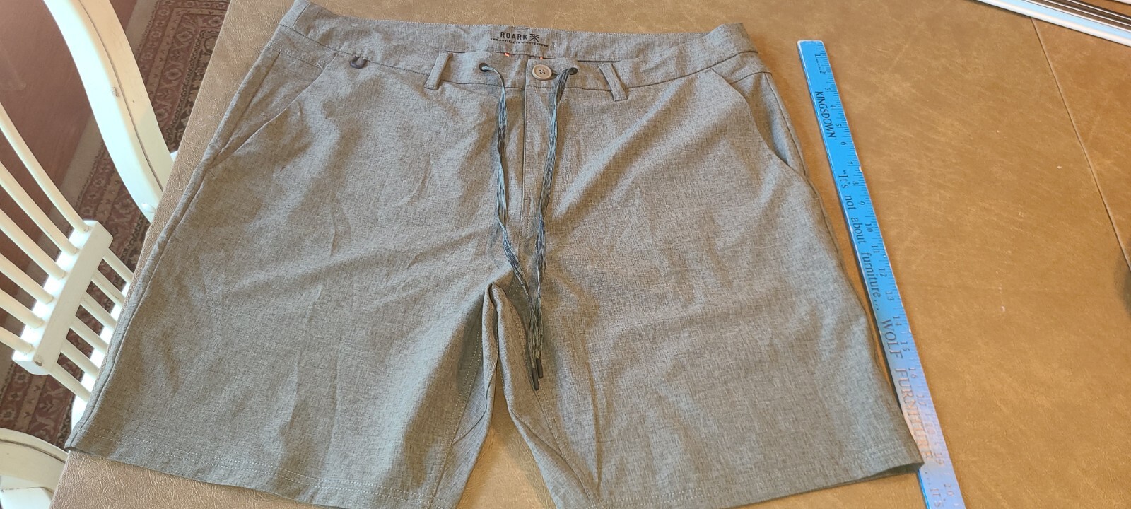 Roark Explorer Hybrid Stretch Shorts 38″ by 19″ nwot