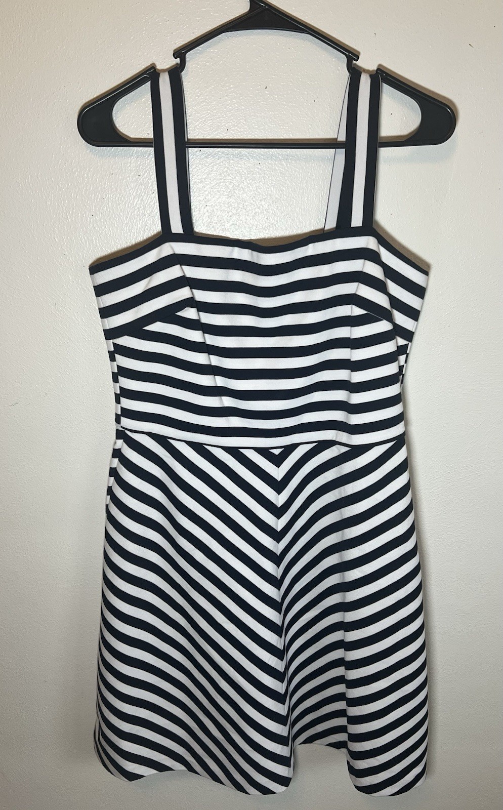 Michael Kors Women’s Nautical Blue & White Striped Dress Size 8