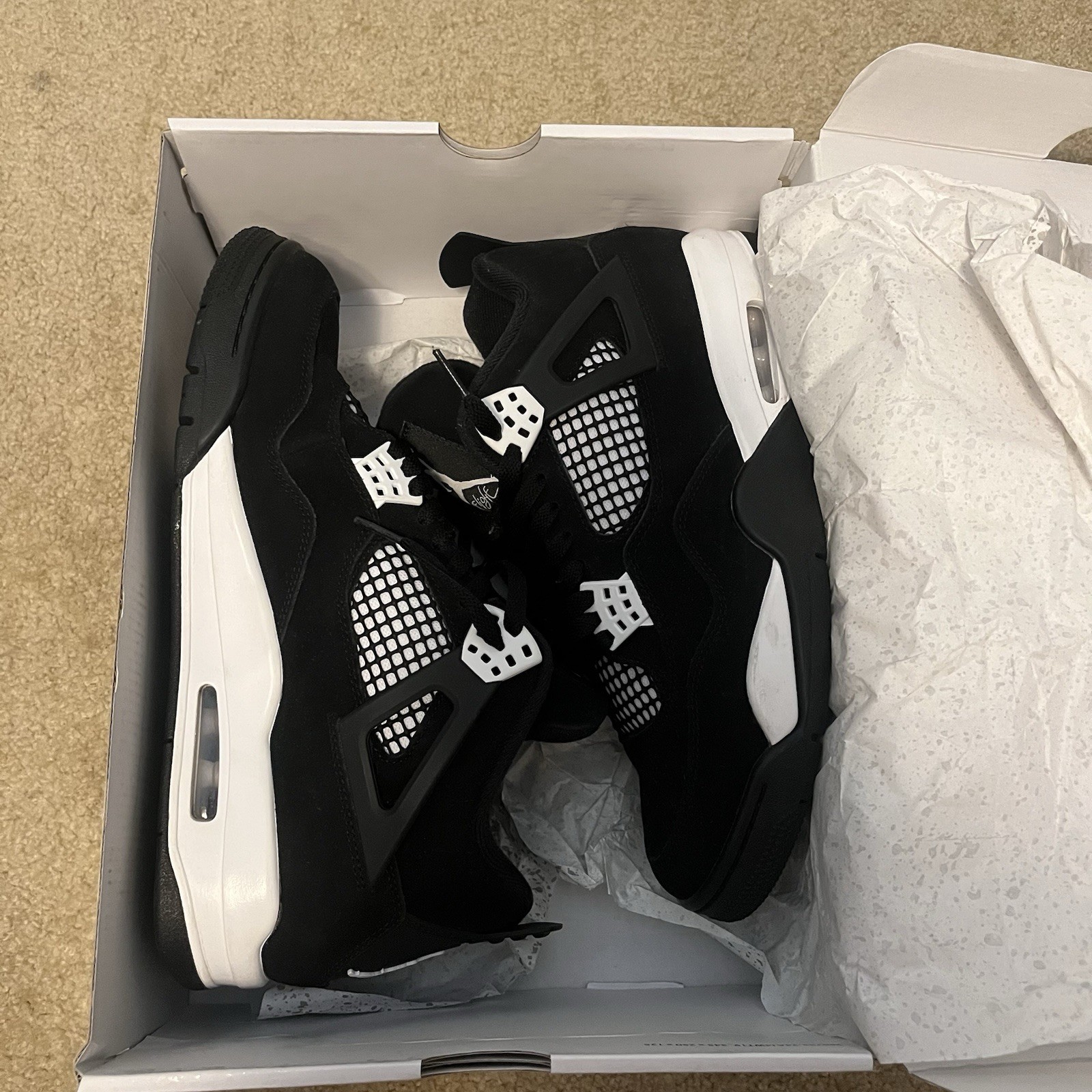 Jordan Air Jordan 4 Retro White Thunder Black/White 2024 FQ8138-001