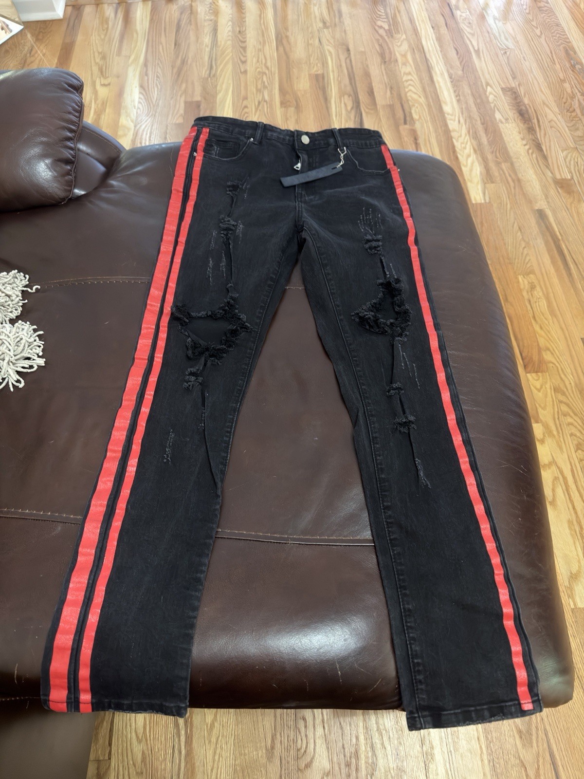 AMIRI Black Red Striped Distressed Slim Fit Denim Jeans Straight Style Men’s